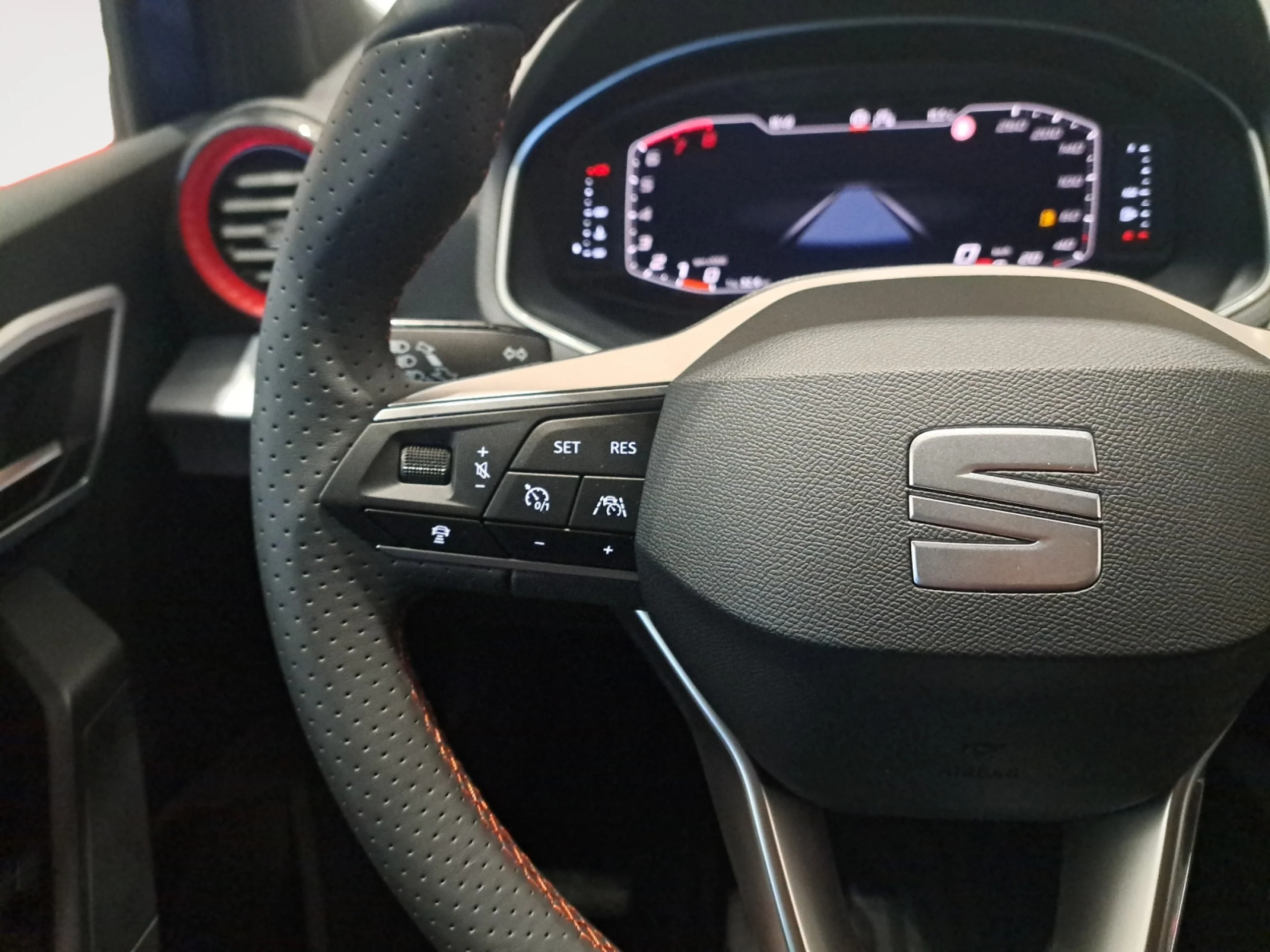 SEAT ARONA 1.0 TSI 85KW (115CV) FR SPECIAL EDITION - Foto 11