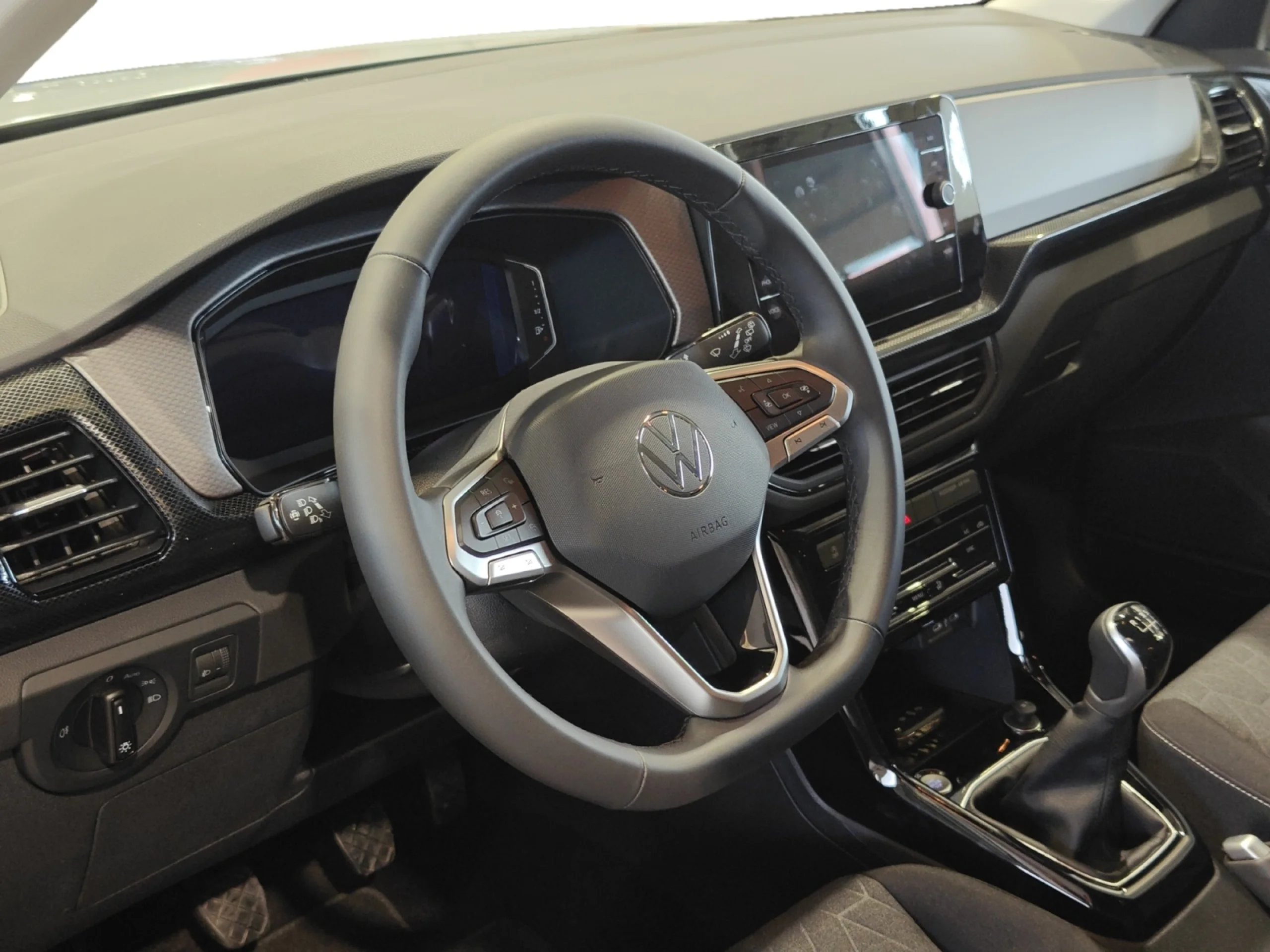 VOLKSWAGEN T CROSS ··MÁS·· 1.0 TSI 85KW (116CV) - Foto 9