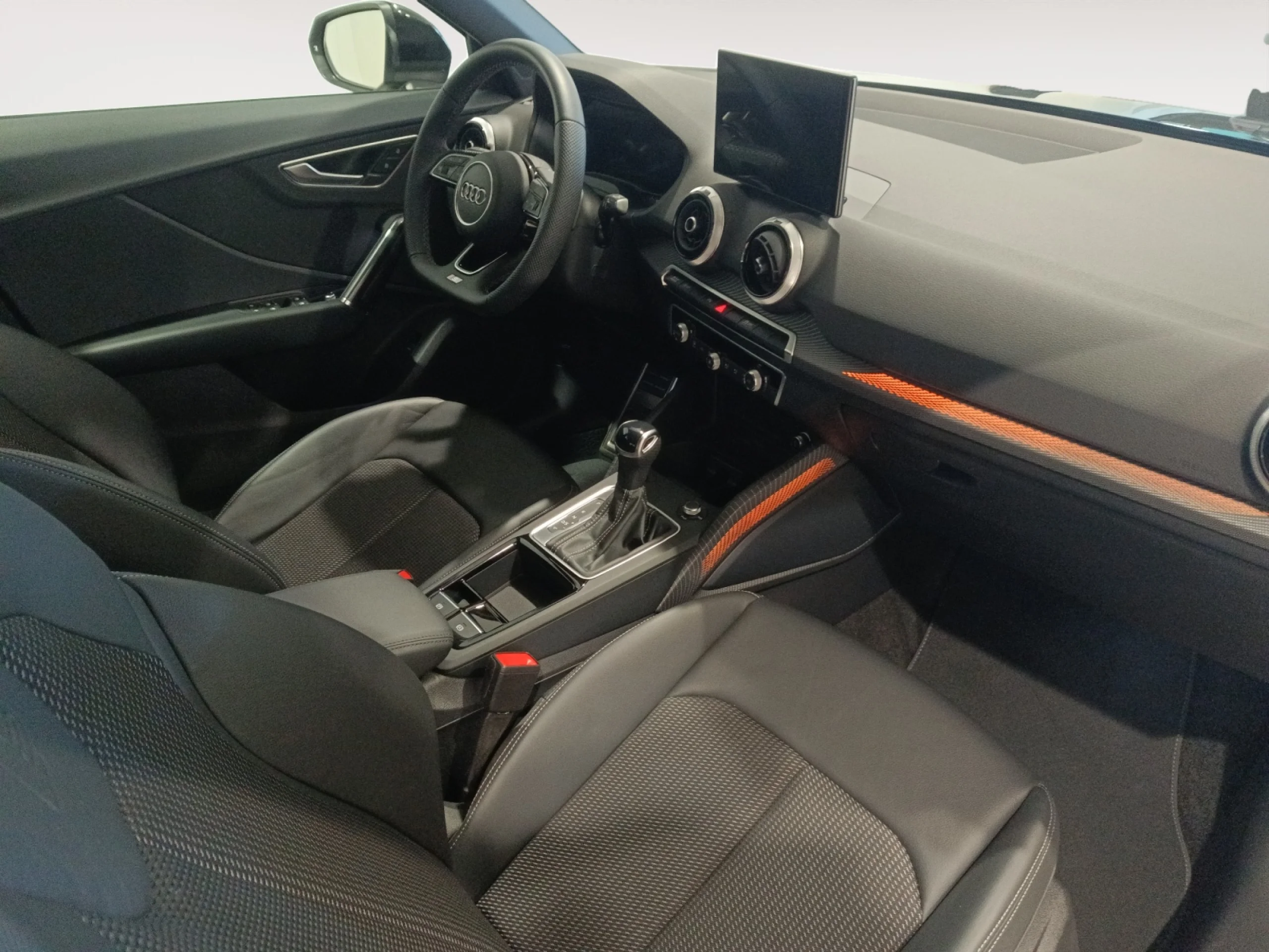 AUDI Q2 S LINE 35 TFSI 110KW (150CV) S TRONIC - Foto 7