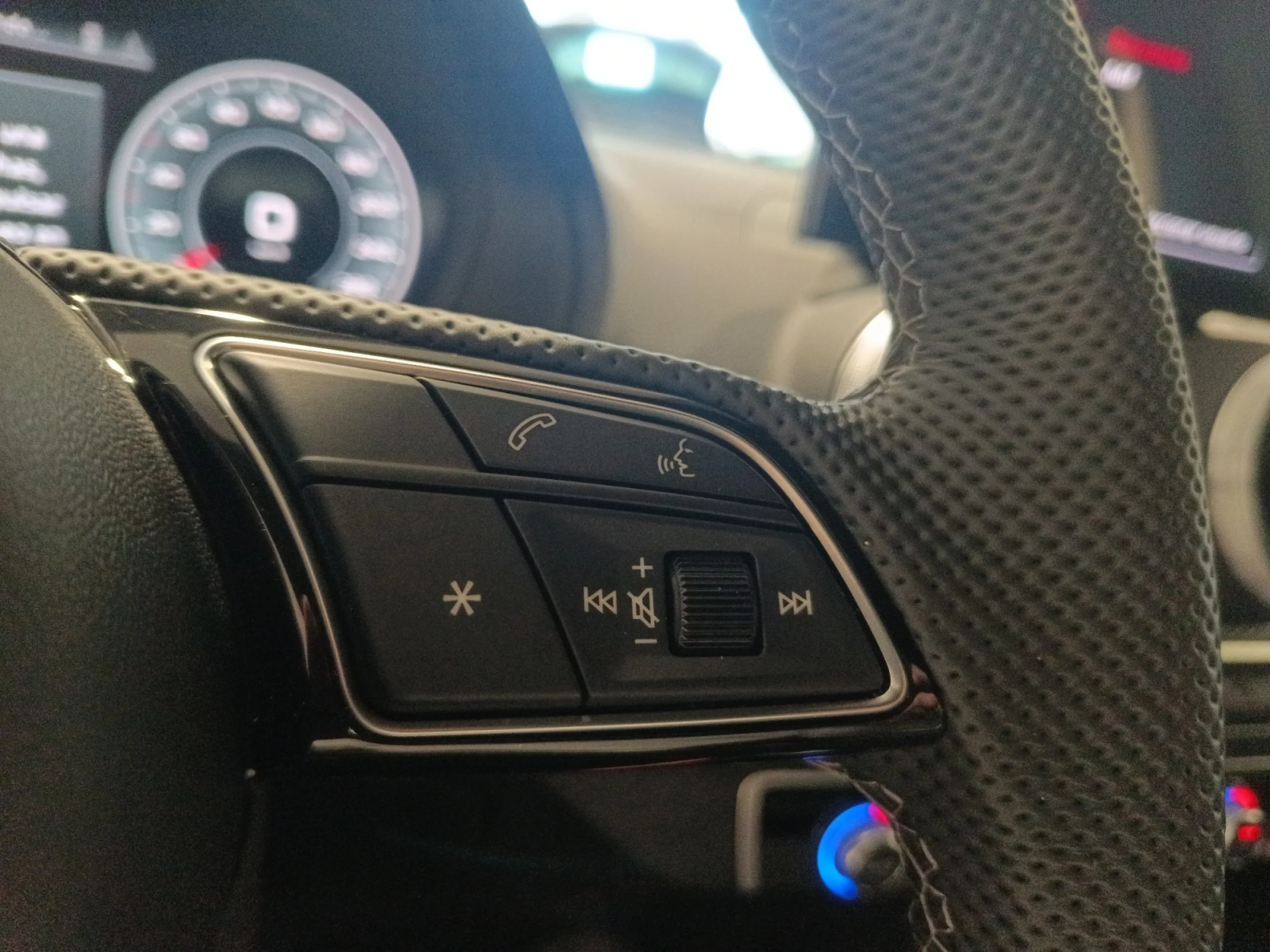 AUDI Q2 S LINE 35 TFSI 110KW (150CV) S TRONIC - Foto 13