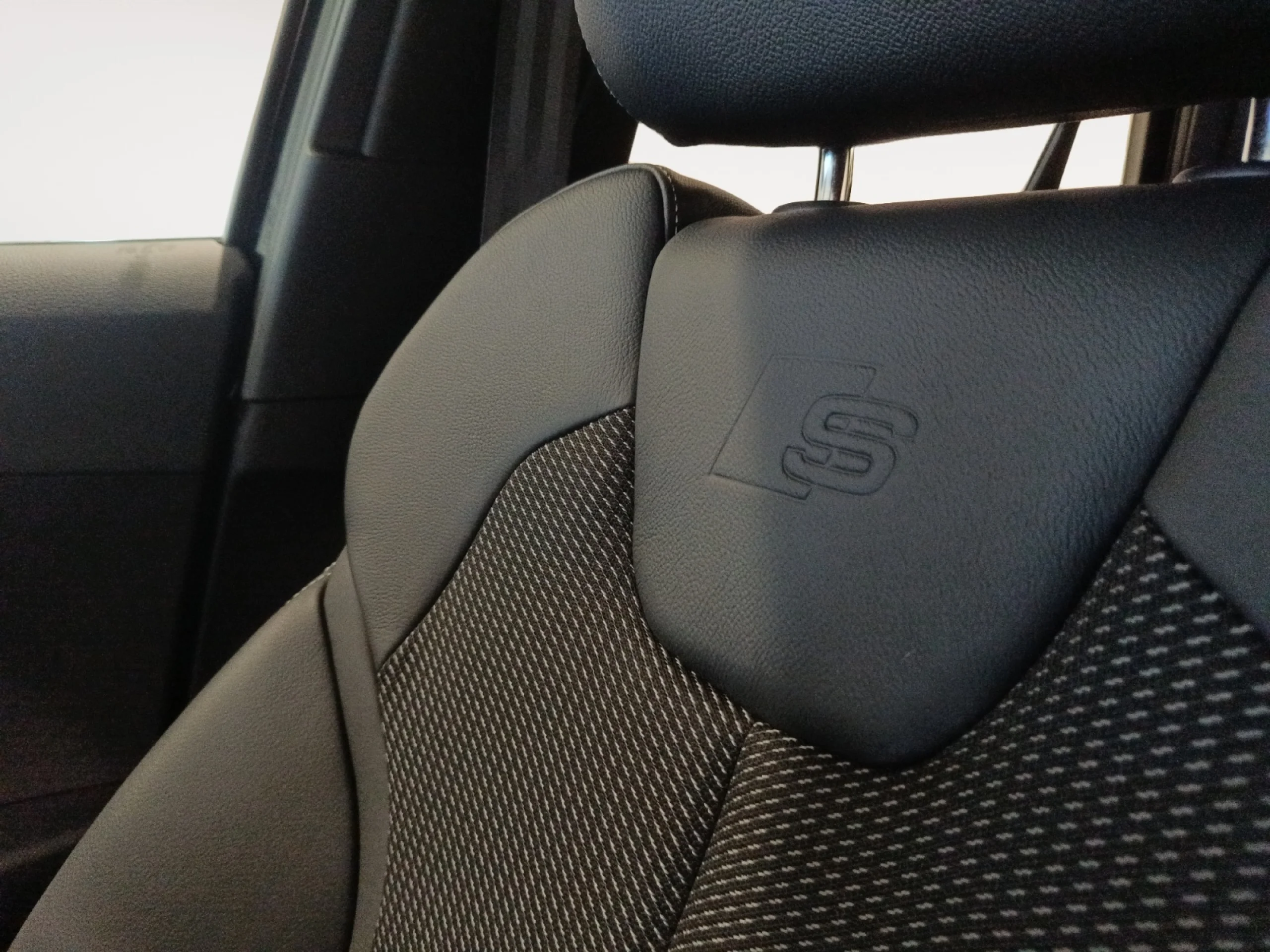 AUDI Q2 S LINE 35 TFSI 110KW (150CV) S TRONIC - Foto 18