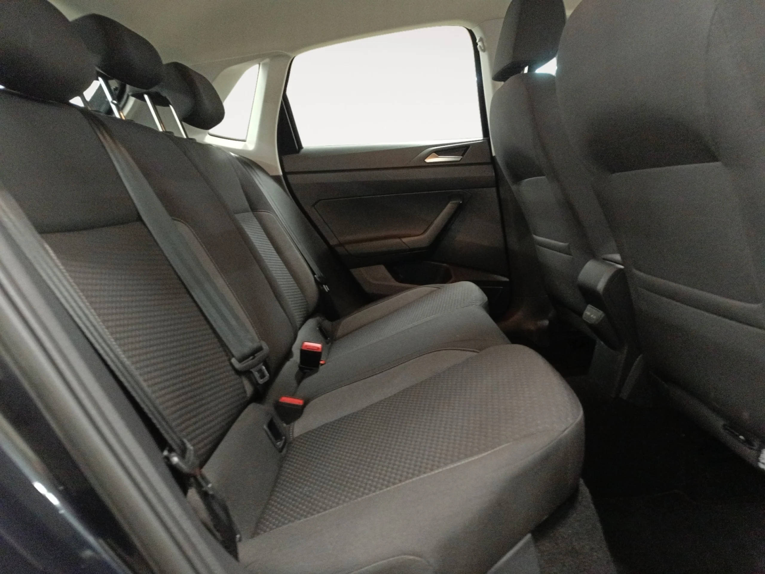 VOLKSWAGEN POLO LIFE 1.0 TSI 70KW (95CV) - Foto 6