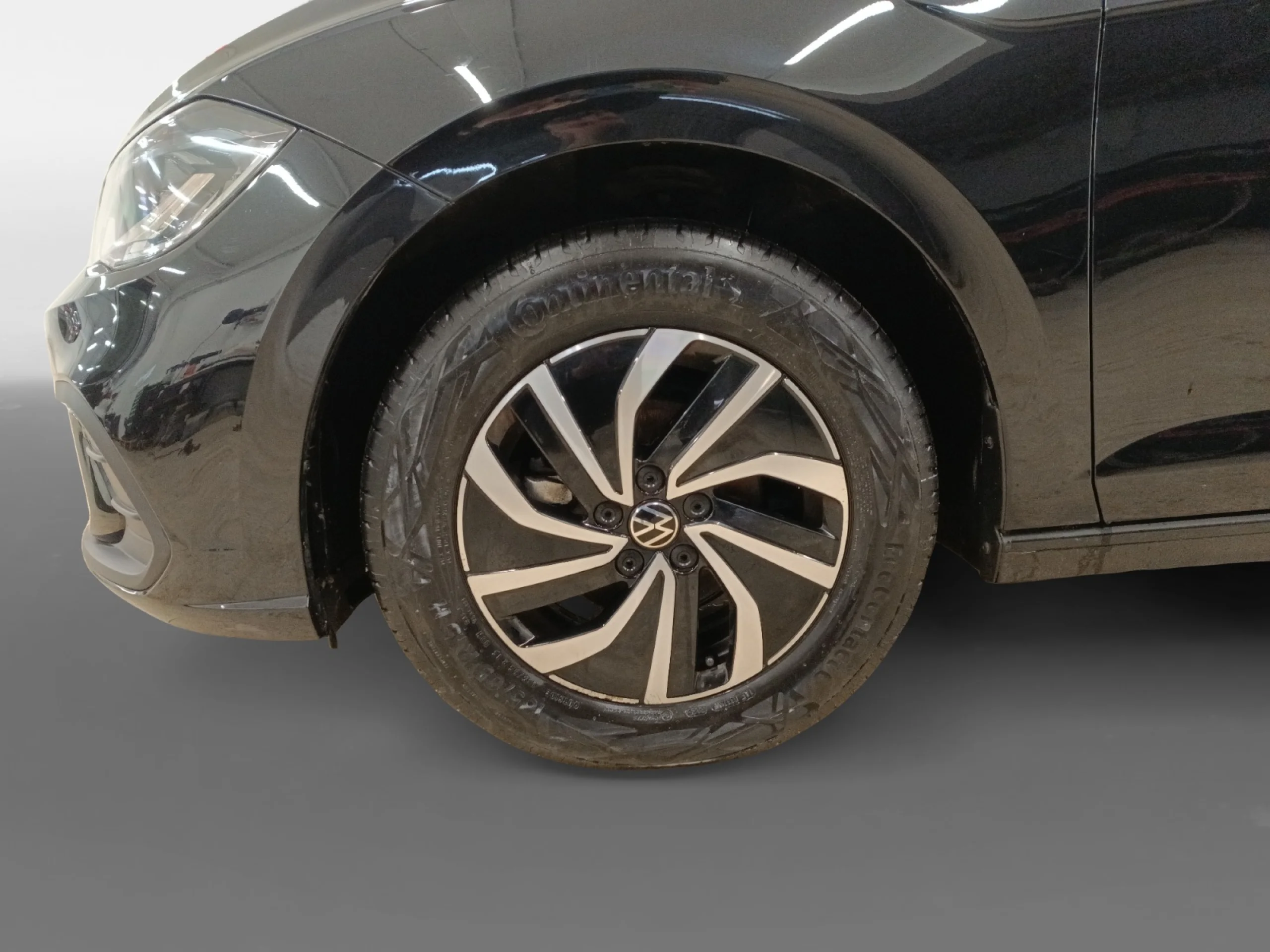 VOLKSWAGEN POLO LIFE 1.0 TSI 70KW (95CV) - Foto 8