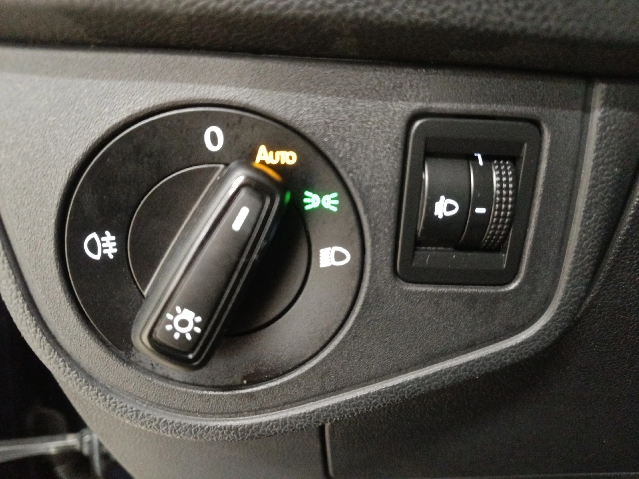 VOLKSWAGEN POLO LIFE 1.0 TSI 70KW (95CV) - Foto 12