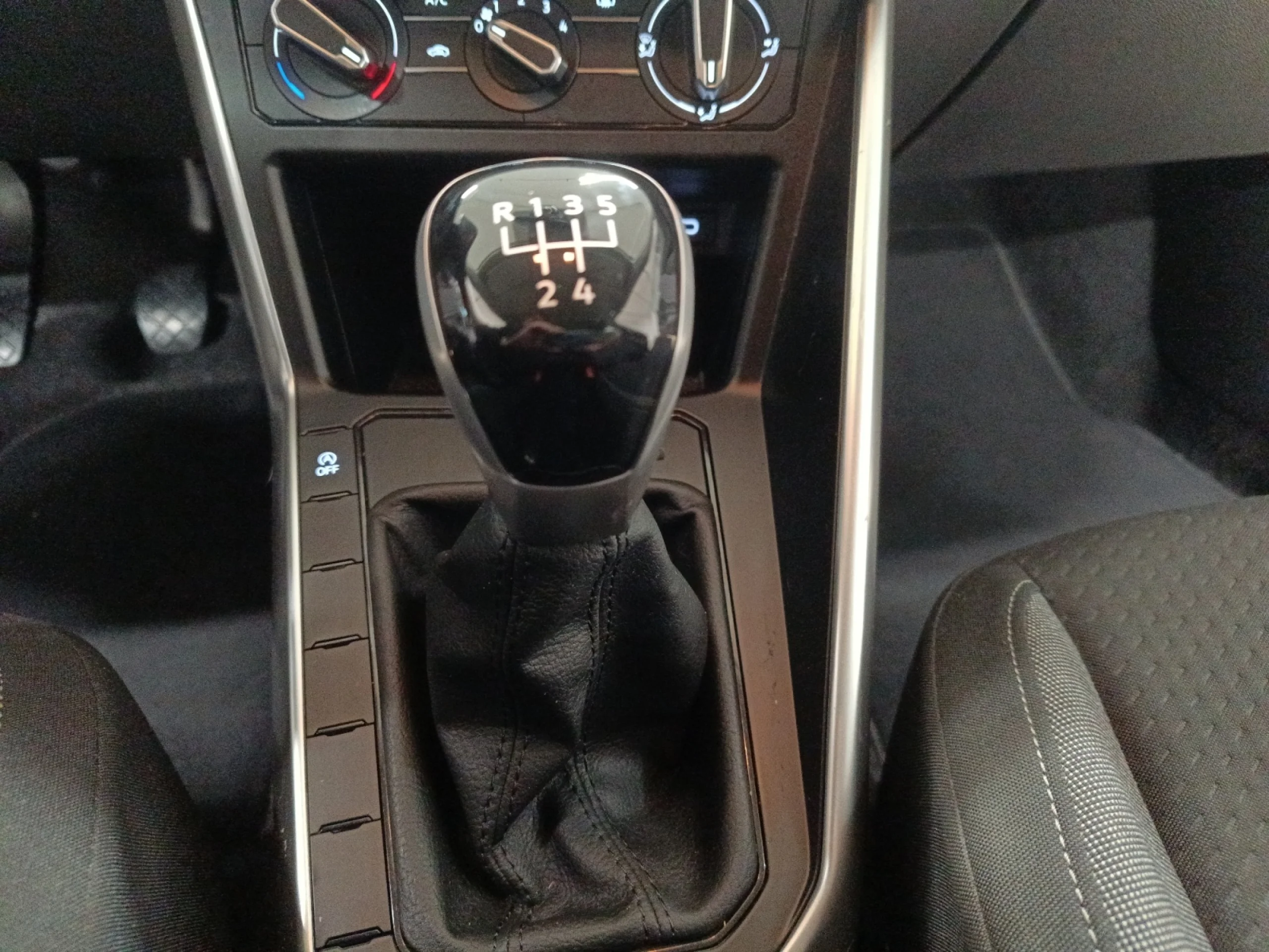 VOLKSWAGEN POLO LIFE 1.0 TSI 70KW (95CV) - Foto 15