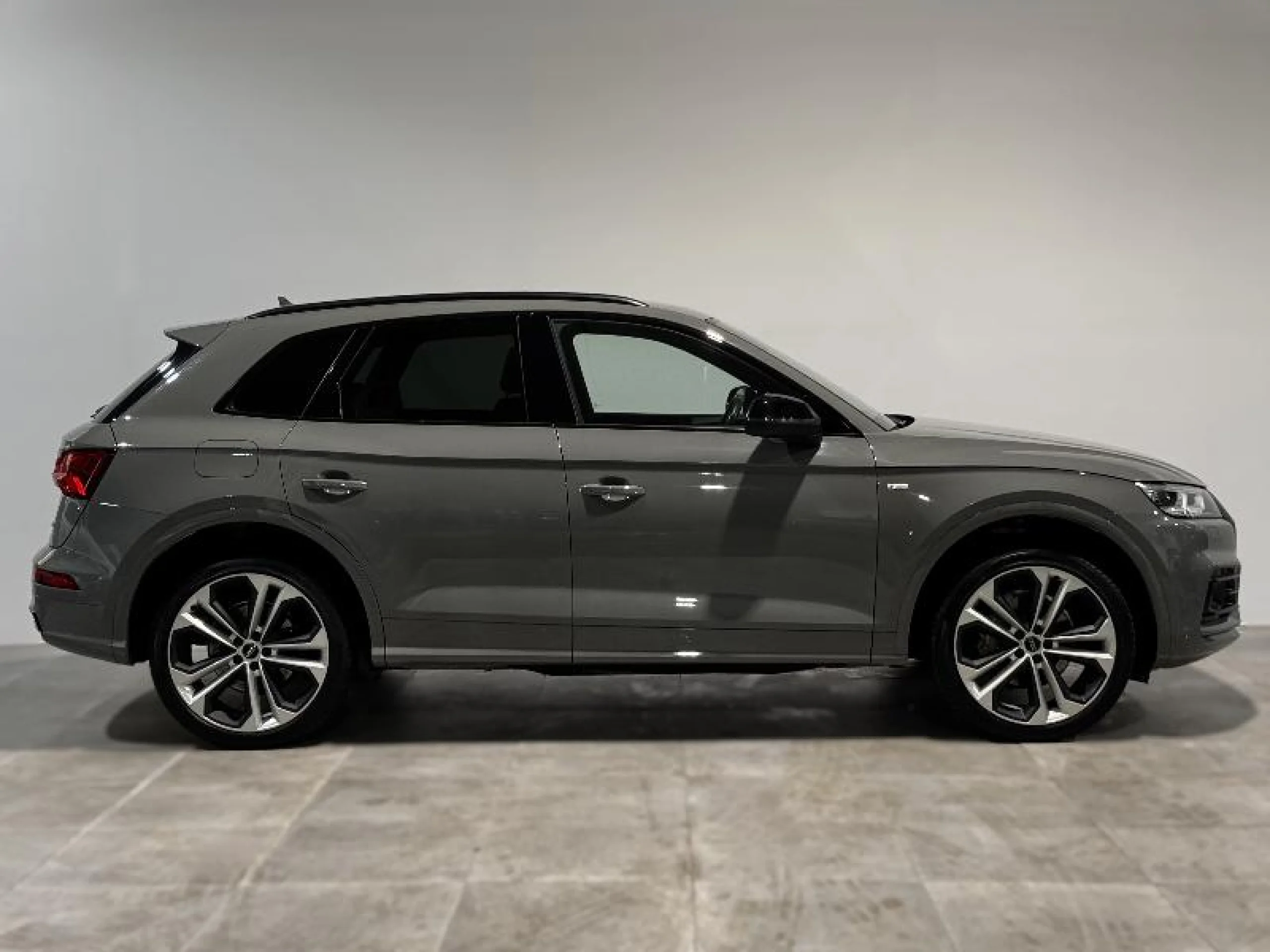 AUDI Q5 BLACK LINE 40 TDI 140KW QUATTRO S TRONIC - Foto 3