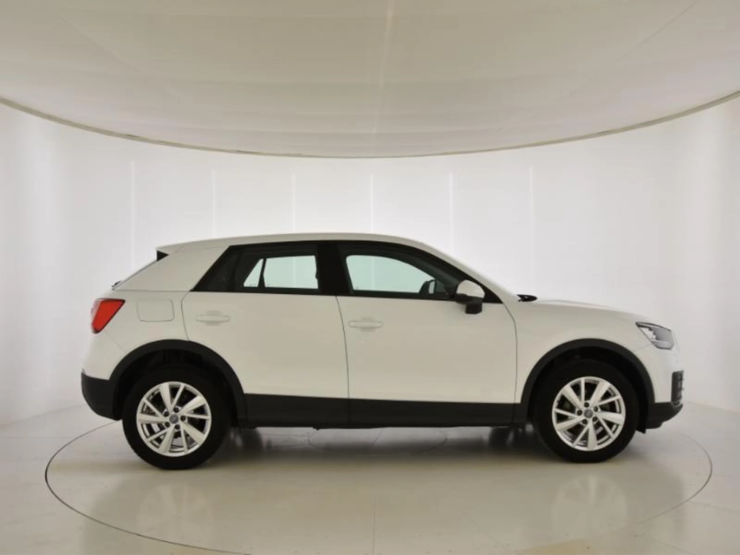 AUDI Q2 ADVANCED 30 TFSI 85KW (116CV) - Foto 3