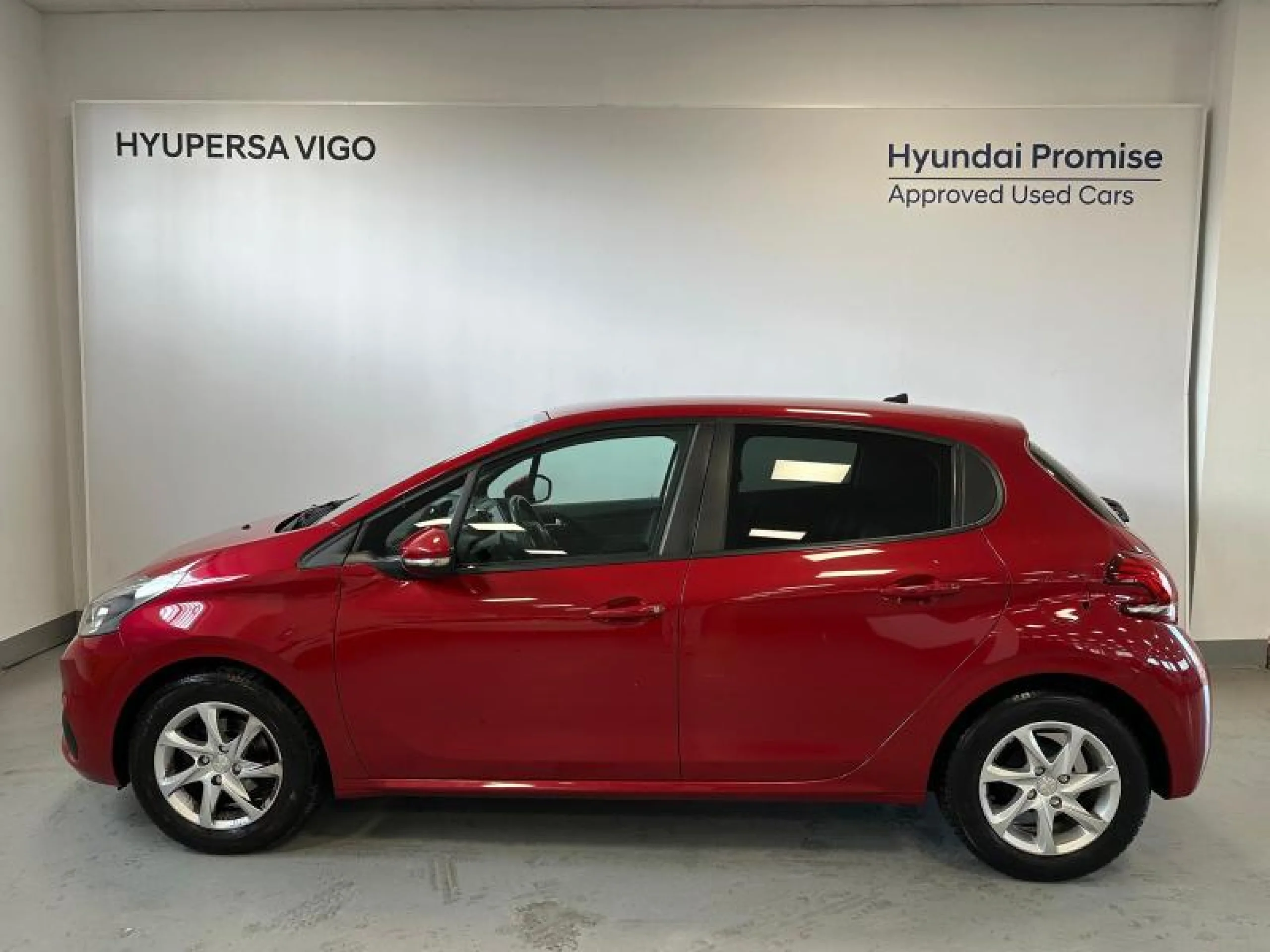 PEUGEOT 208 5P ACTIVE 1.0L PURETECH 68 - Foto 2