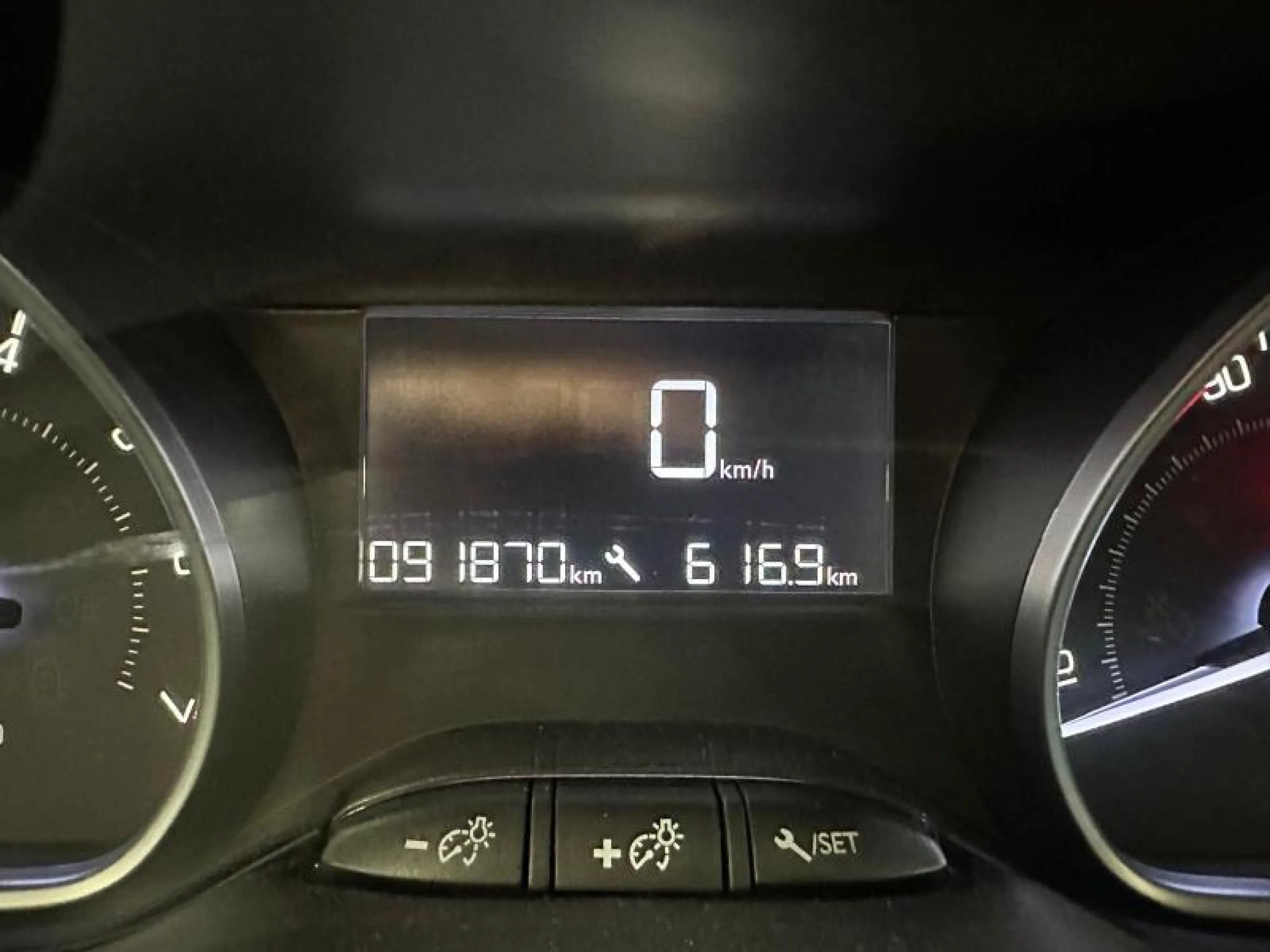 PEUGEOT 208 5P ACTIVE 1.0L PURETECH 68 - Foto 11