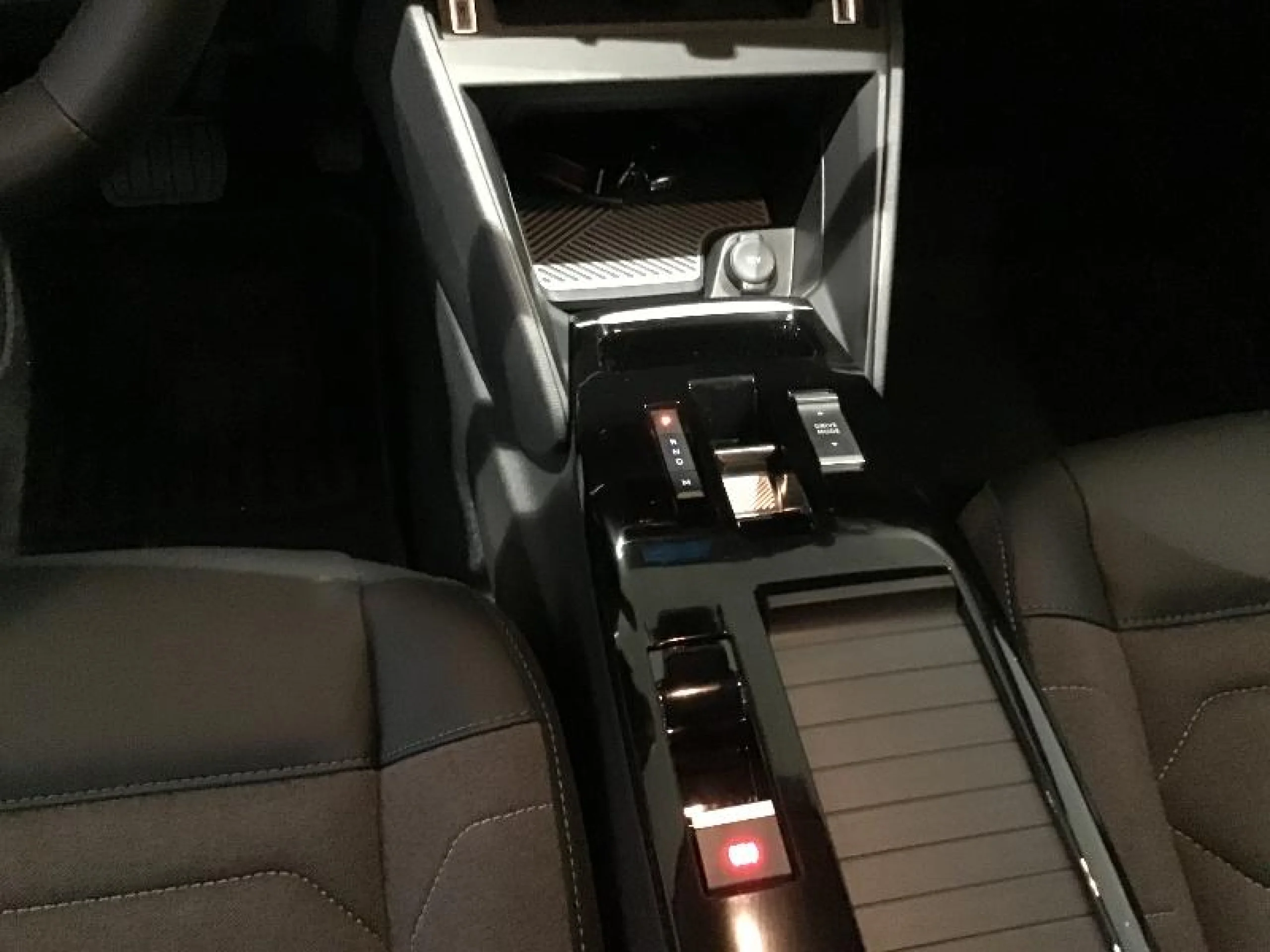 CITROEN C4 BLUEHDI 130 S&S EAT8 FEEL PACK - Foto 15