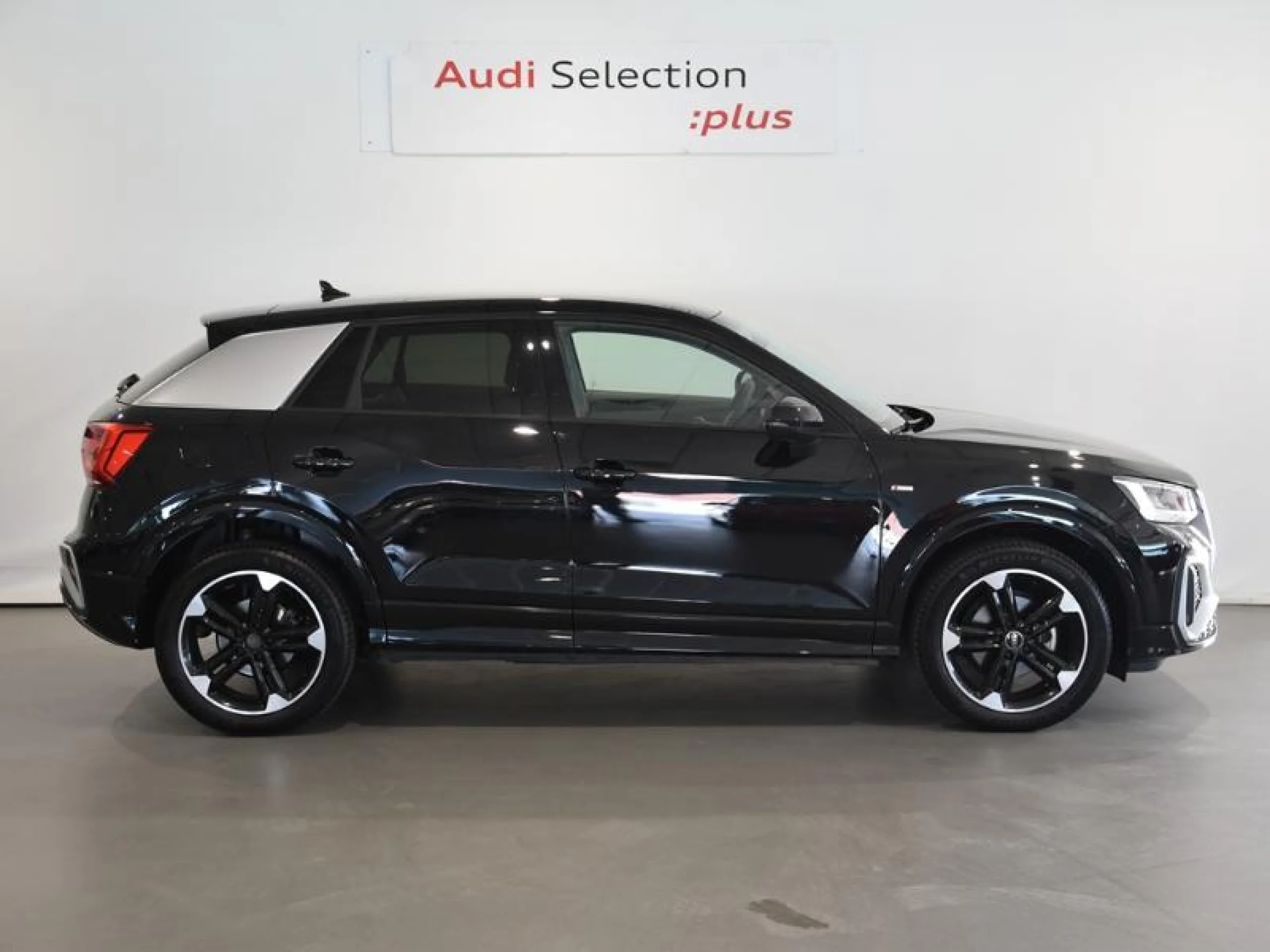 AUDI Q2 S LINE 30 TFSI 81KW (110CV) - Foto 3