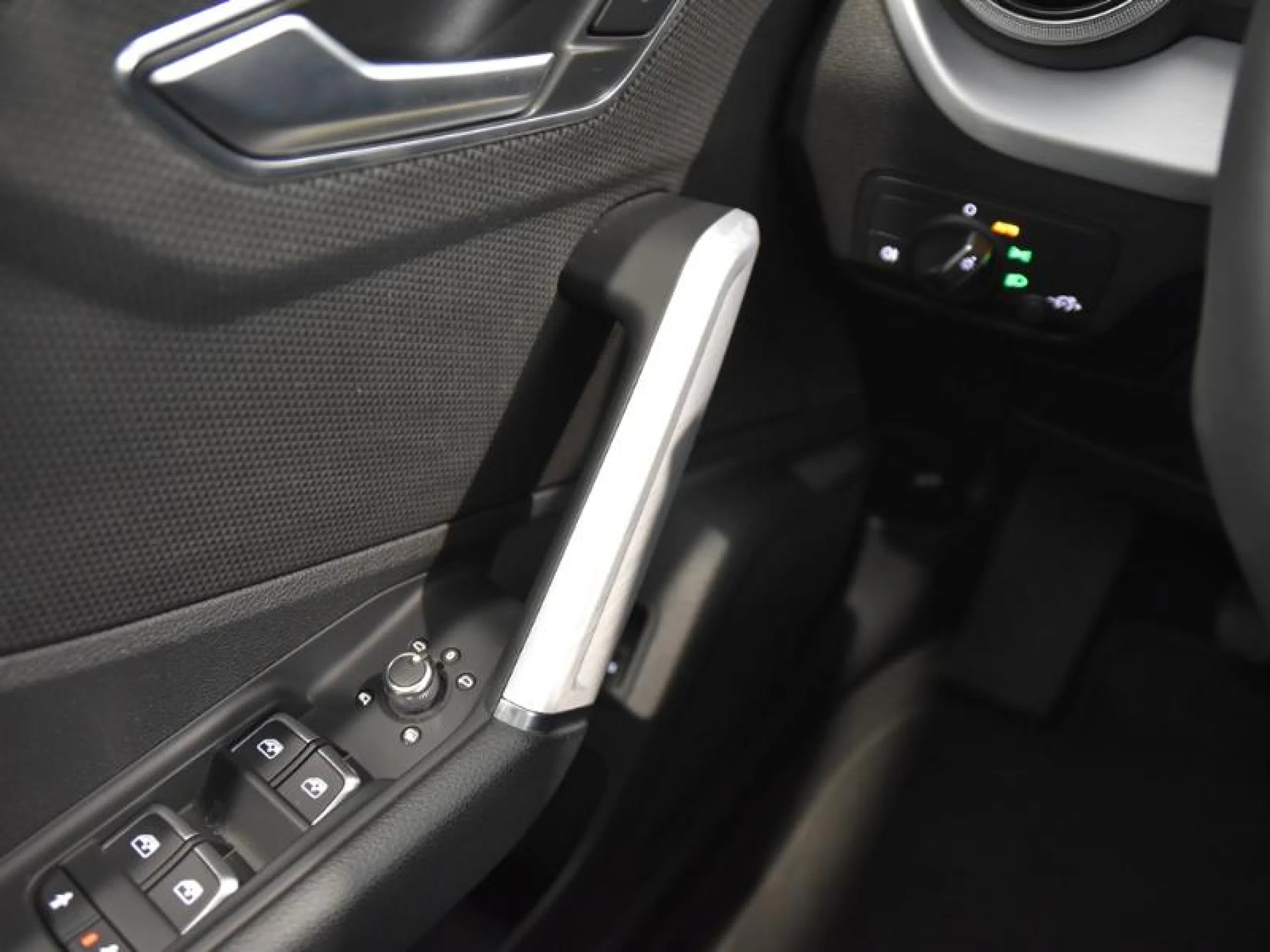 AUDI Q2 S LINE 30 TFSI 81KW (110CV) - Foto 19