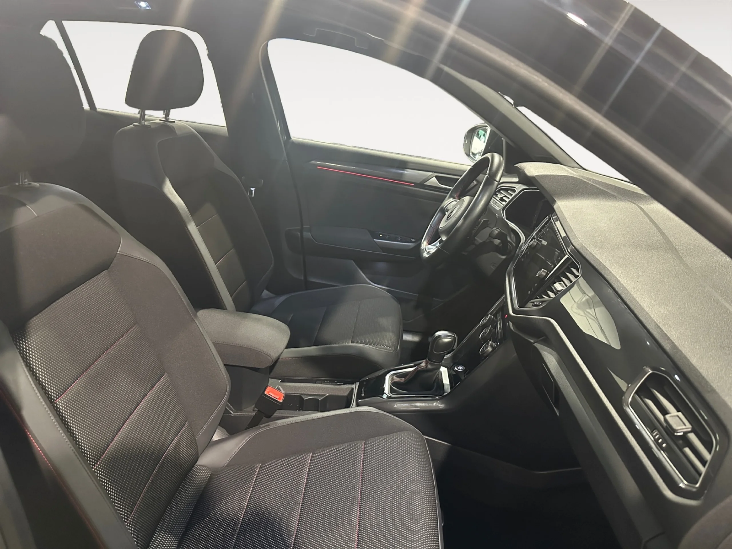 VOLKSWAGEN T ROC SPORT 1.5 TSI 110KW (150CV) DSG - Foto 5