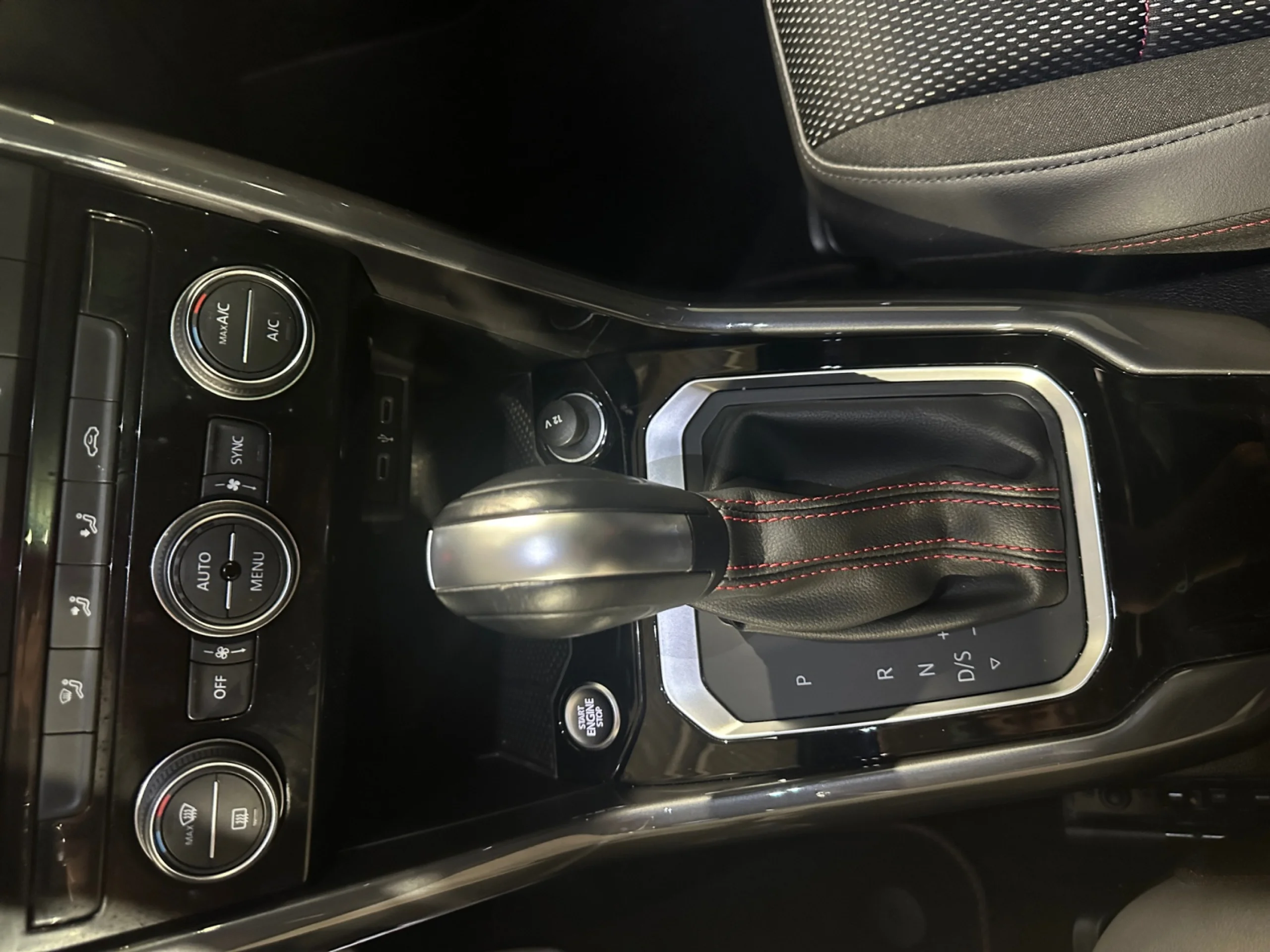 VOLKSWAGEN T ROC SPORT 1.5 TSI 110KW (150CV) DSG - Foto 13