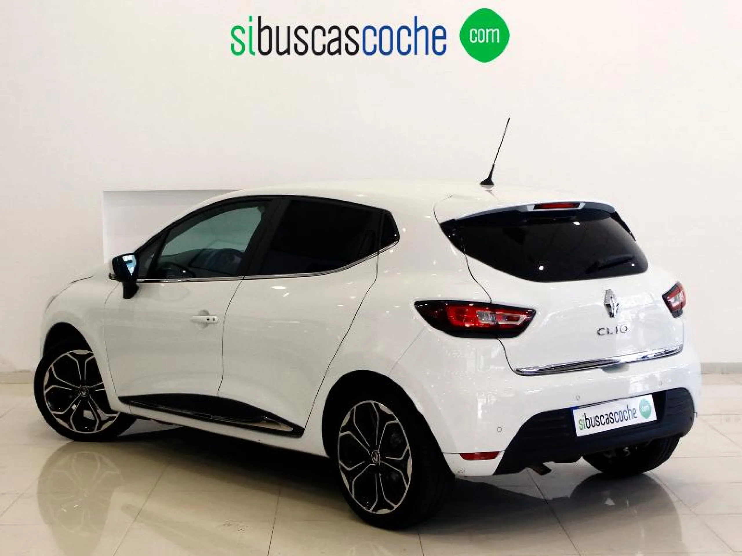 RENAULT CLIO ZEN ENERGY TCE 66KW (90CV)  18 - Foto 2