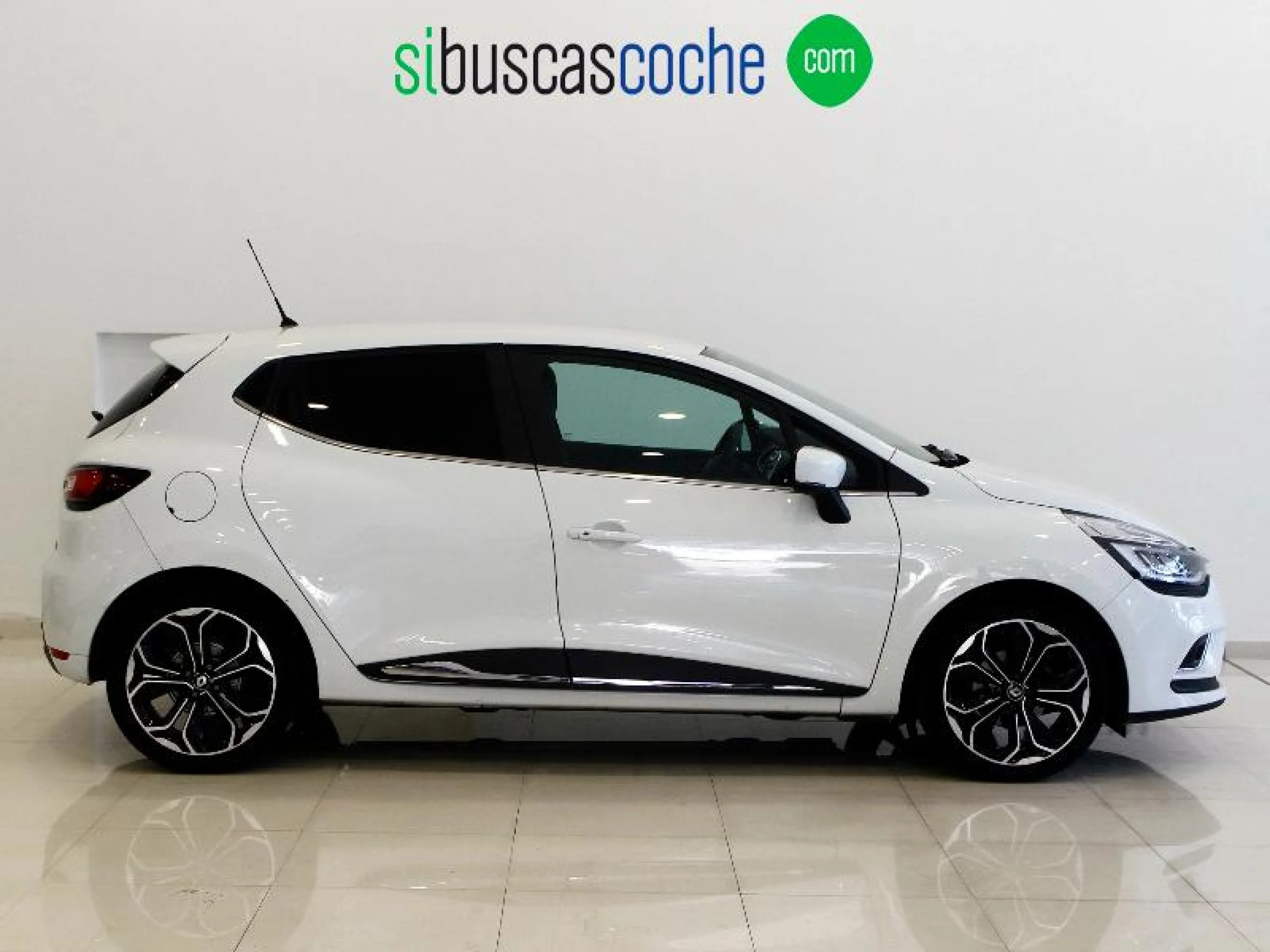 RENAULT CLIO ZEN ENERGY TCE 66KW (90CV)  18 - Foto 3