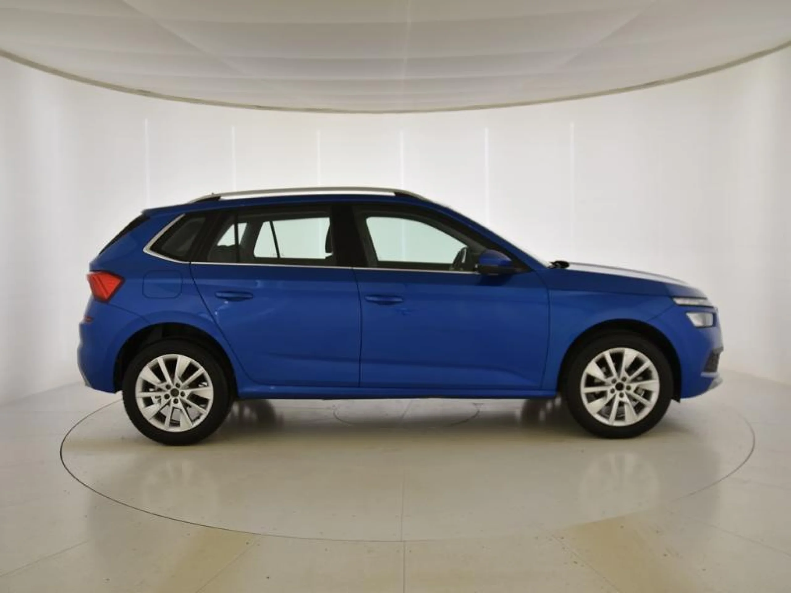 SKODA KAMIQ 1.0 TSI 81KW (110CV) AMBITION - Foto 3