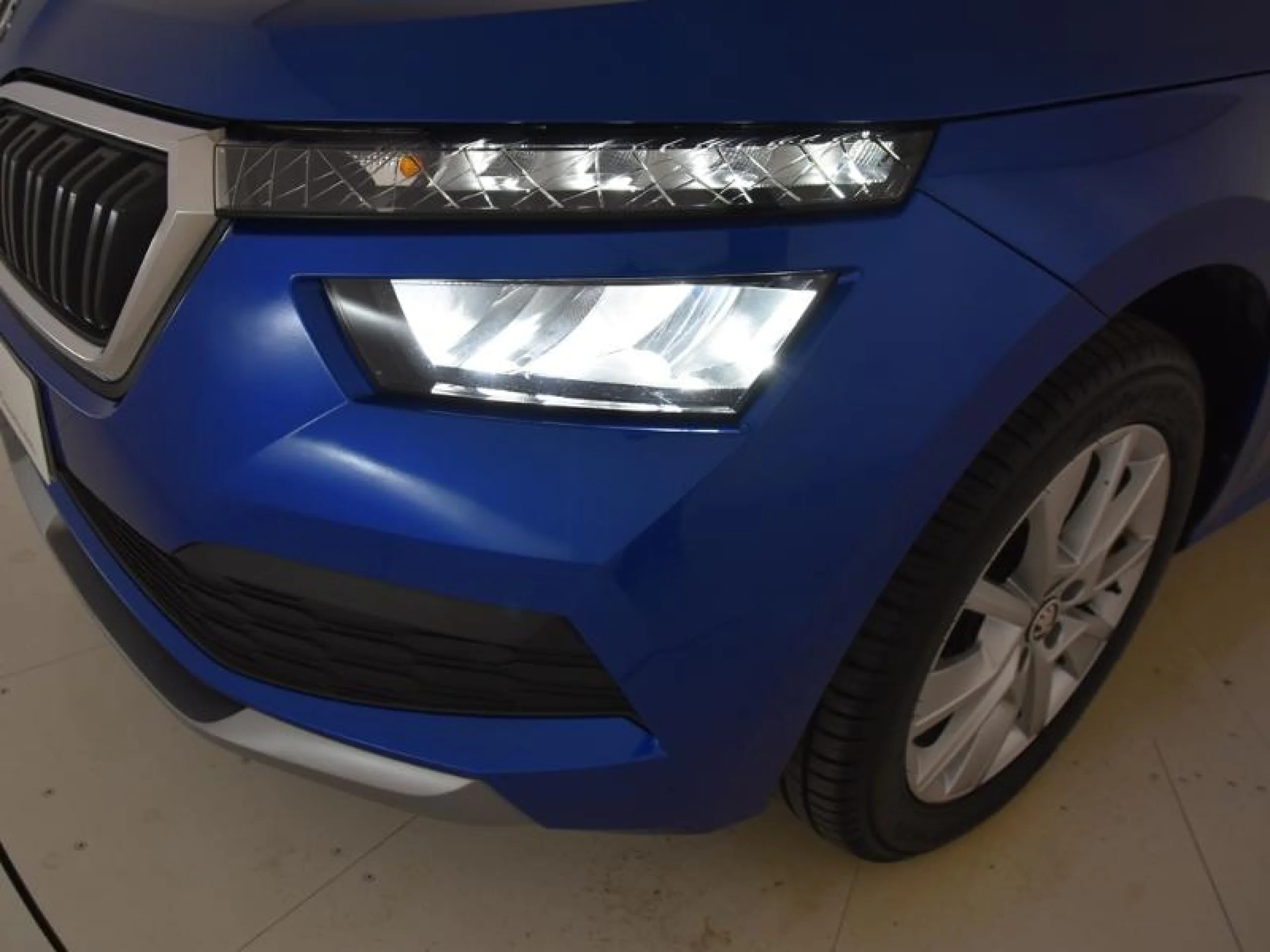 SKODA KAMIQ 1.0 TSI 81KW (110CV) AMBITION - Foto 19