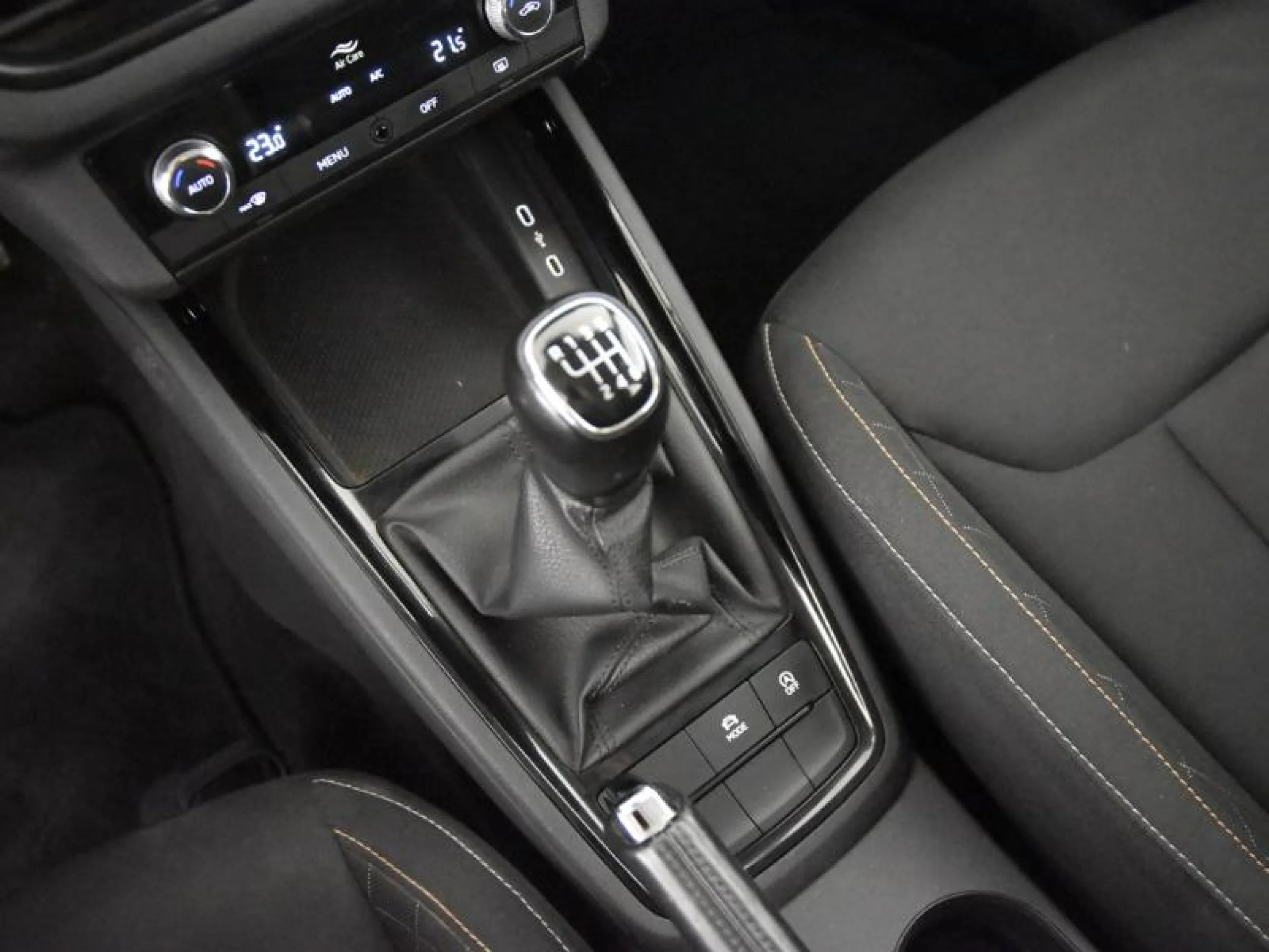 SKODA KAMIQ 1.0 TSI 81KW (110CV) AMBITION - Foto 10