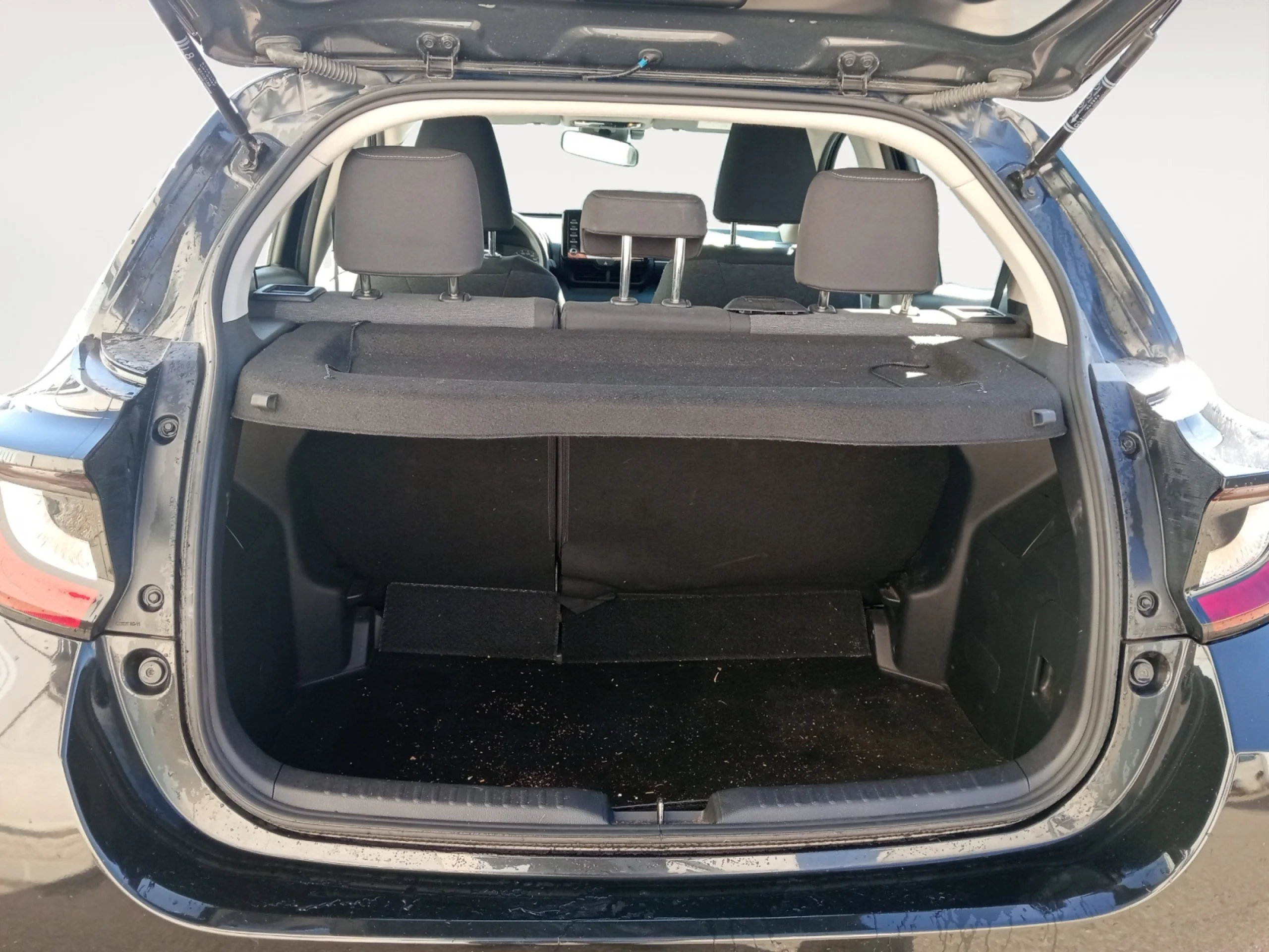 TOYOTA Yaris 1.5 120H BUSINESS PLUS - Foto 7