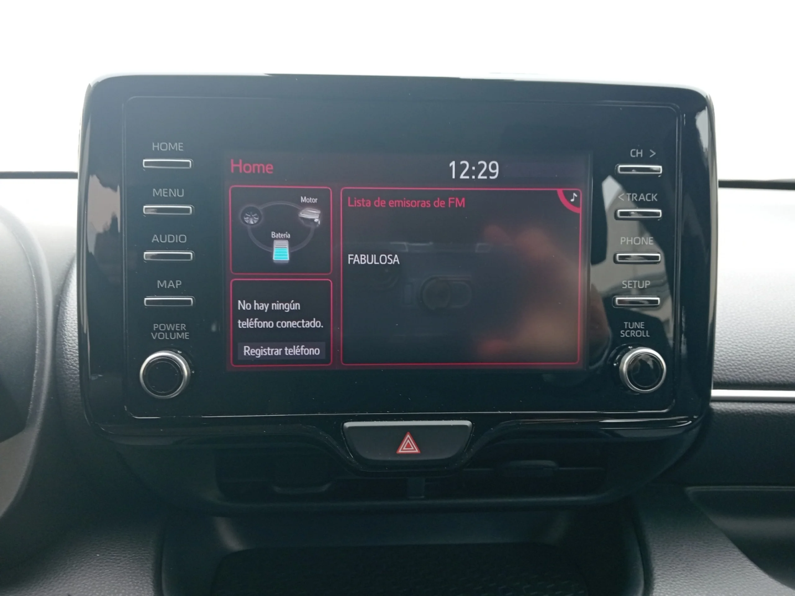 TOYOTA Yaris 1.5 120H BUSINESS PLUS - Foto 9