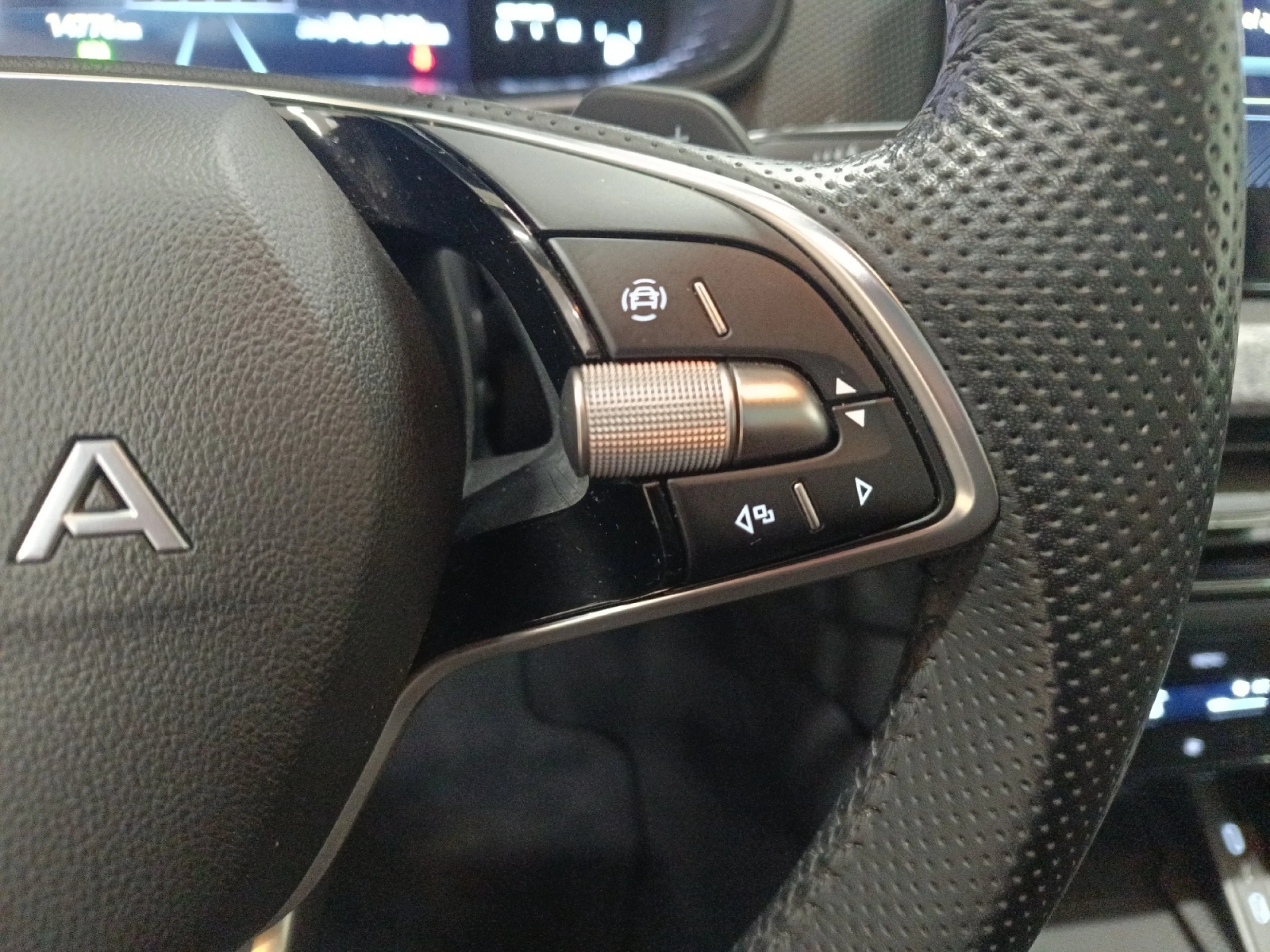 SKODA KAMIQ 1.0 TSI 85KW (115CV) DSG SELECTION - Foto 12