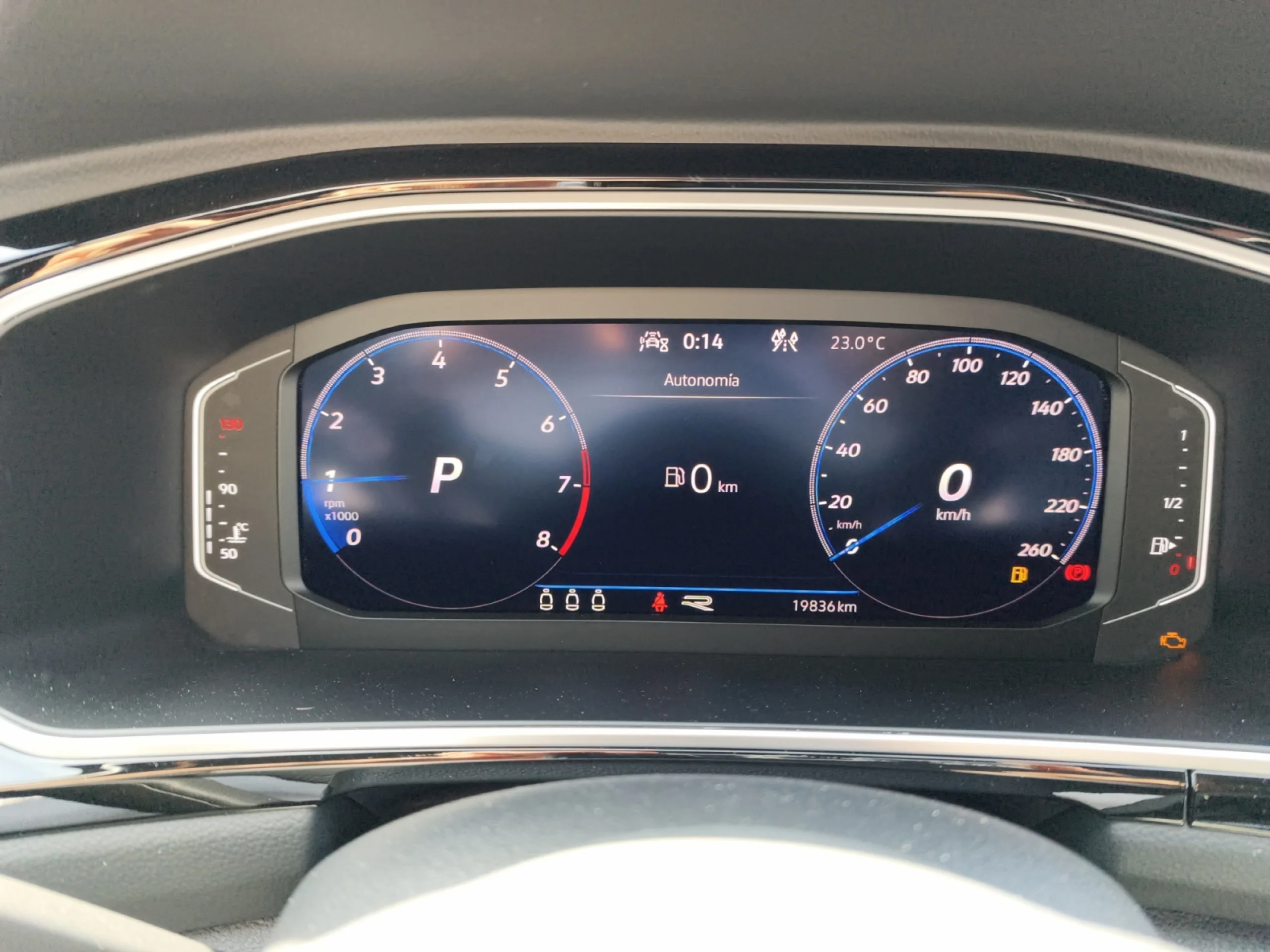 VOLKSWAGEN T ROC R LINE 1.5 TSI 110KW (150CV) DSG - Foto 10