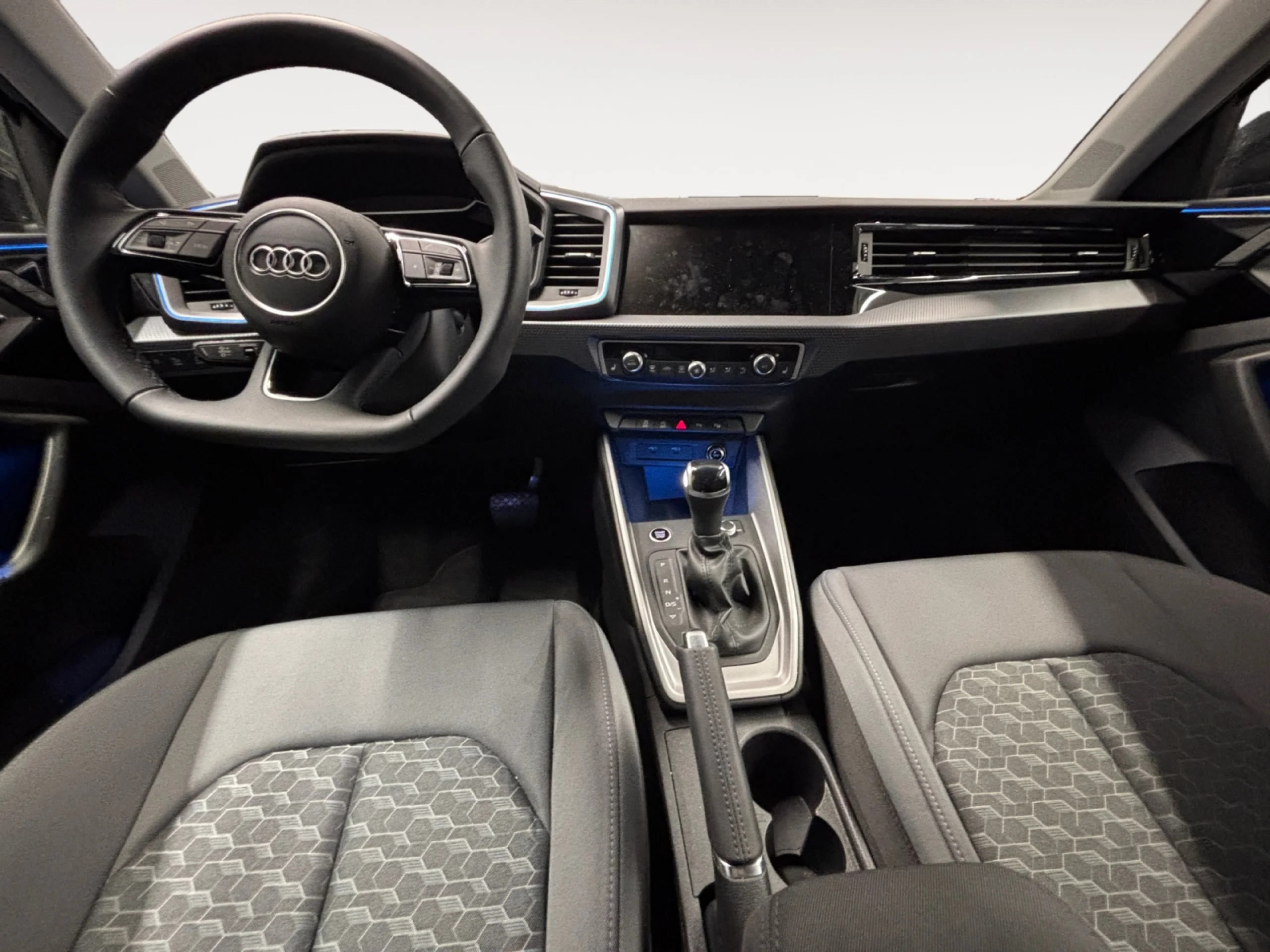 AUDI A1 A1 SPORTBACK ADRENALIN BLACK EDITION 30 TFSI  85(116) KW(CV) S TRONIC - Foto 4
