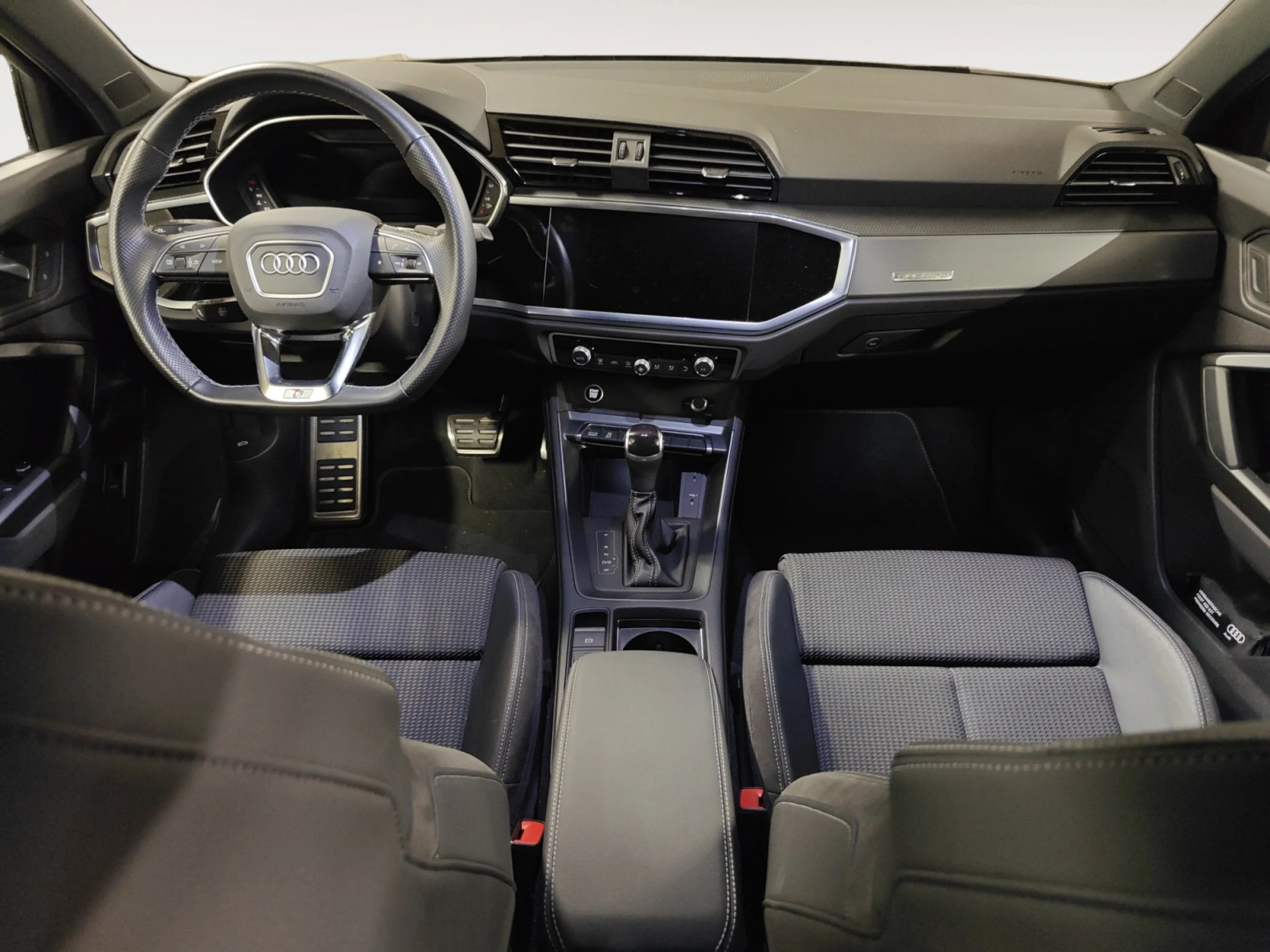 AUDI Q3 40 TDI 147KW S TRONIC QUATTRO BLACK LINE - Foto 4