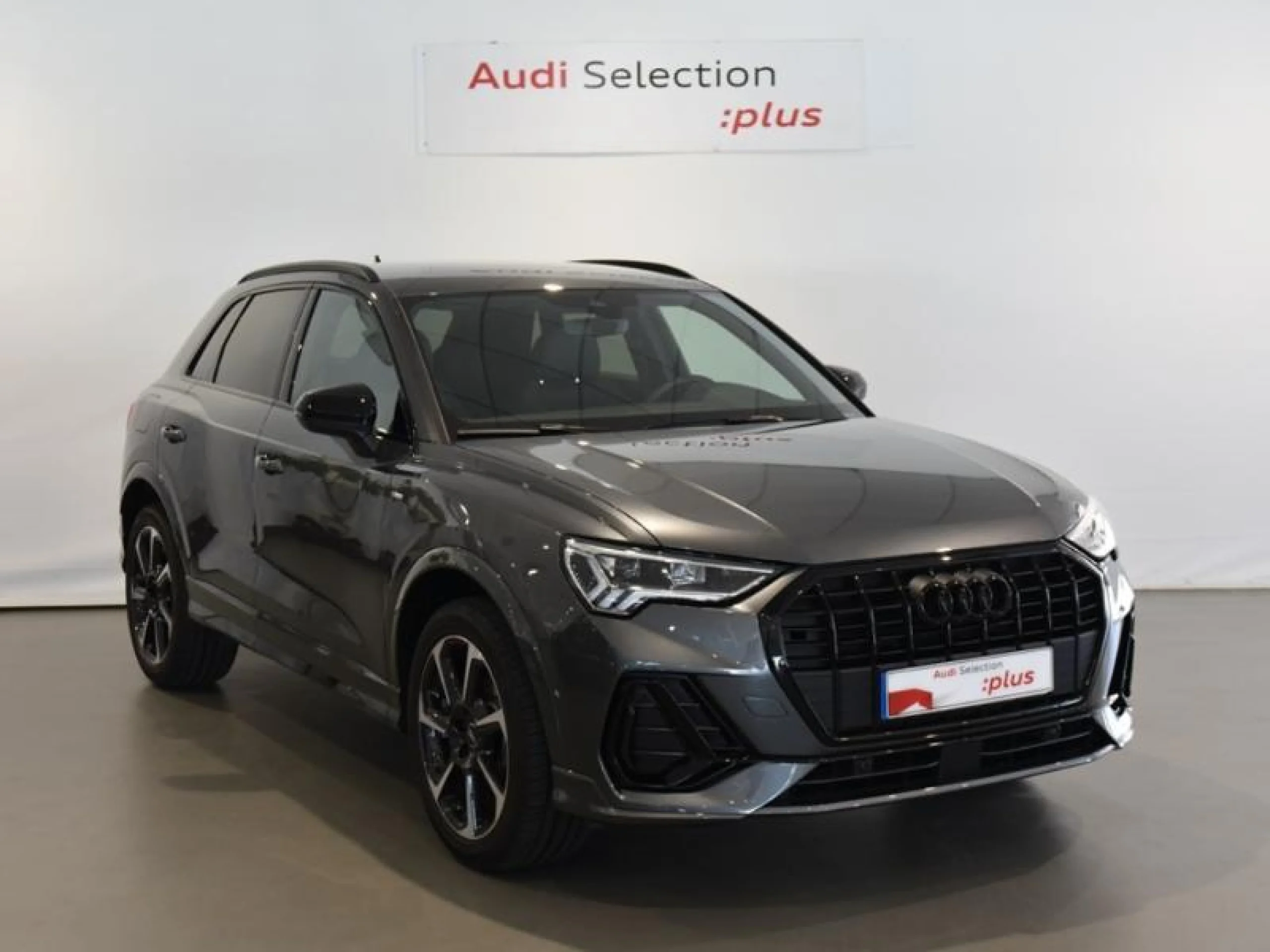 AUDI Q3 BLACK LINE 35 TDI 110KW (150CV) S TRONIC - Foto 1