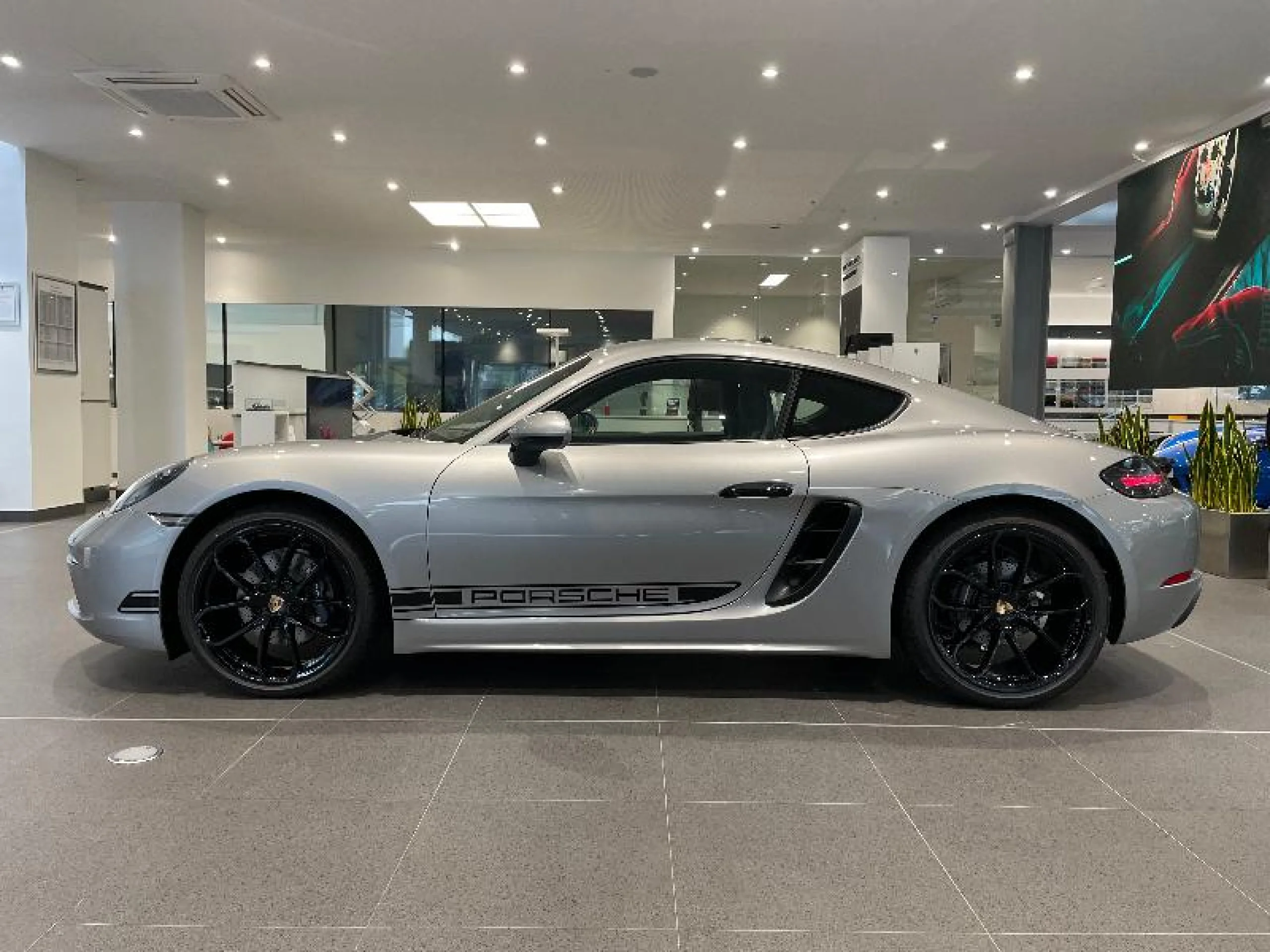 PORSCHE 718 CAYMAN STYLE EDIITION - Foto 2