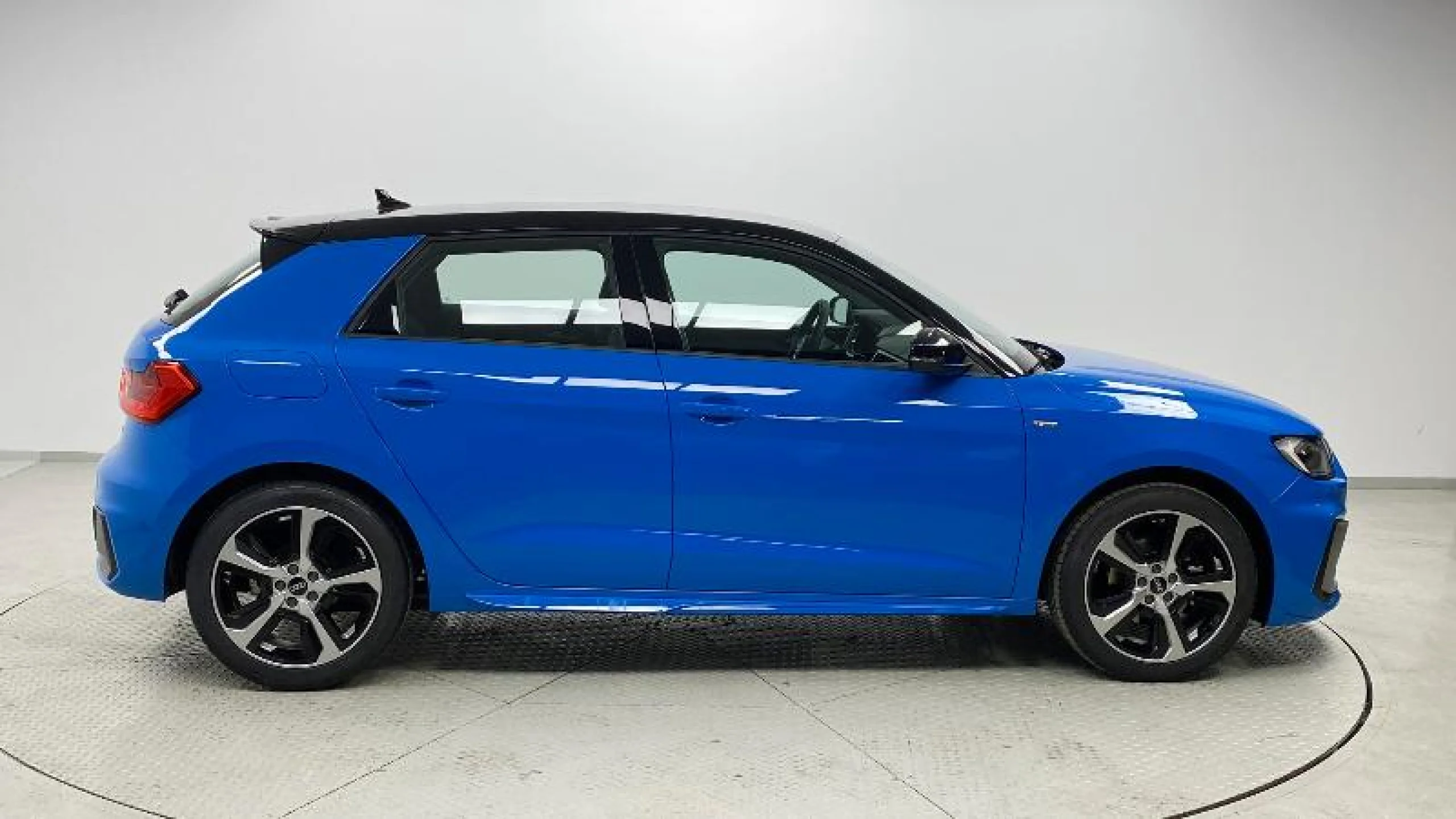 AUDI A1 SPORTBACK ADRENALIN 30 TFSI 81KW S TRON - Foto 3