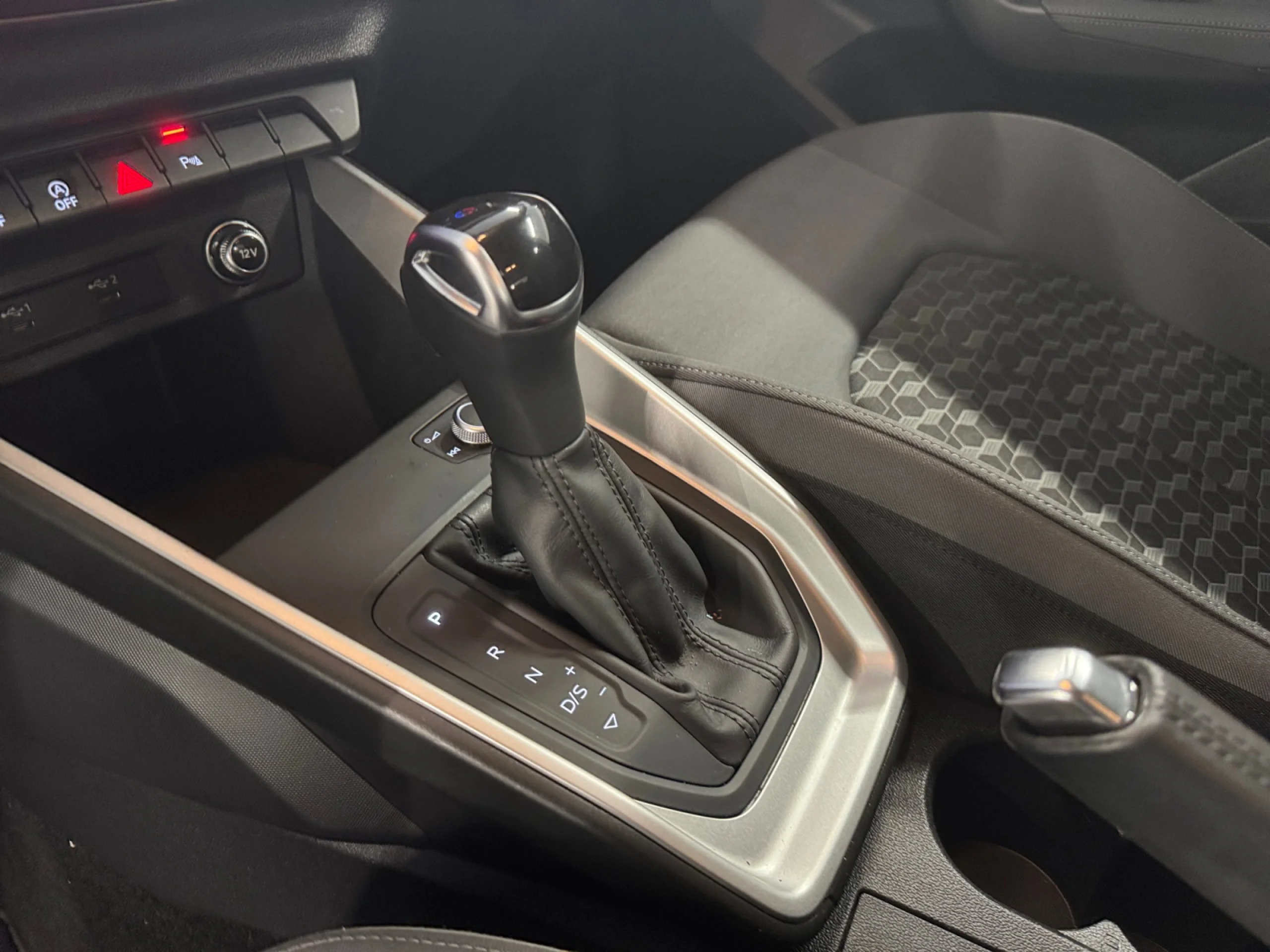 AUDI A1 SPORTBACK ADRENALIN 30 TFSI 81KW S TRON - Foto 7
