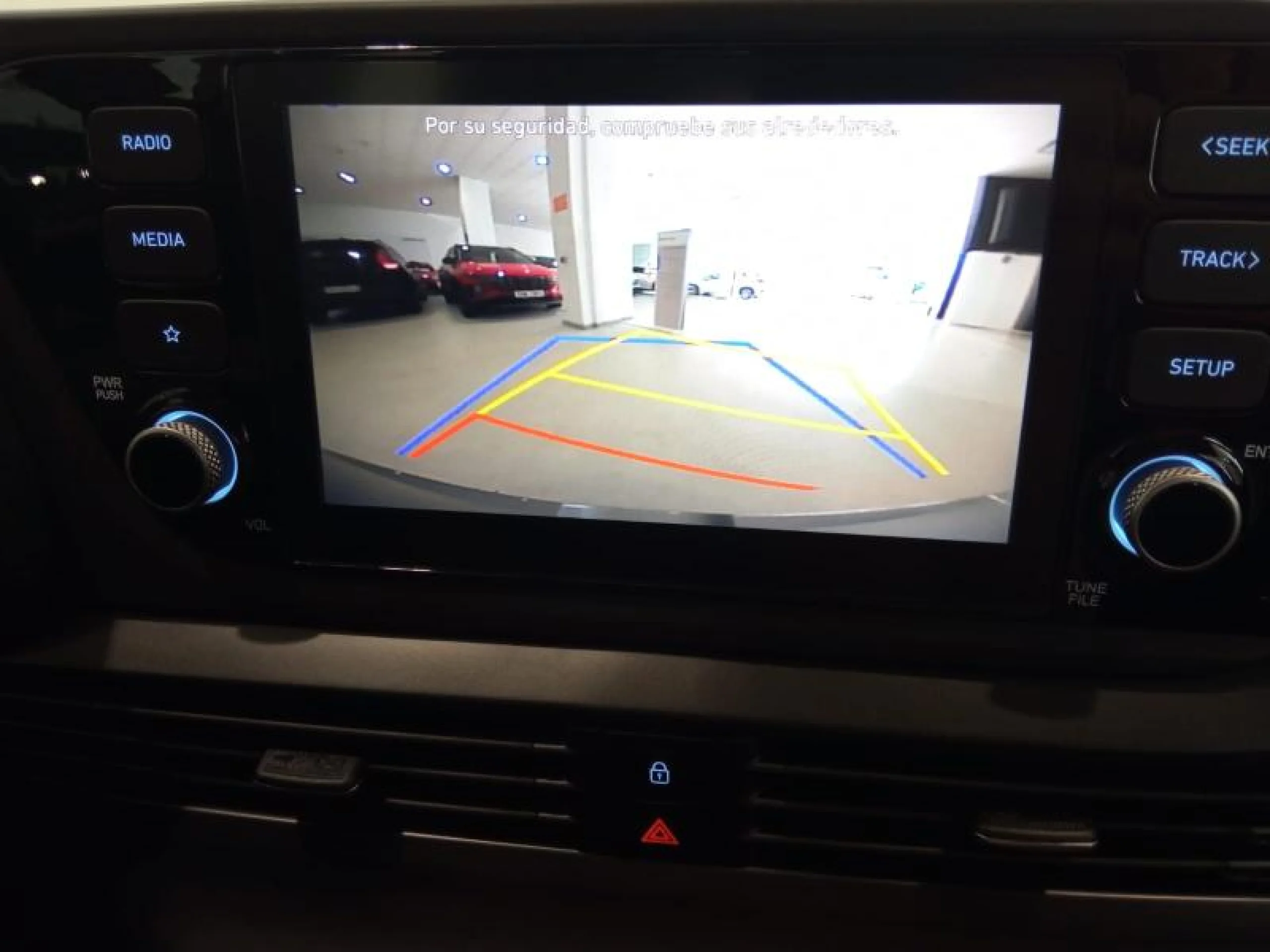HYUNDAI I20 1.0 TGDI 74KW (100CV) KLASS - Foto 8