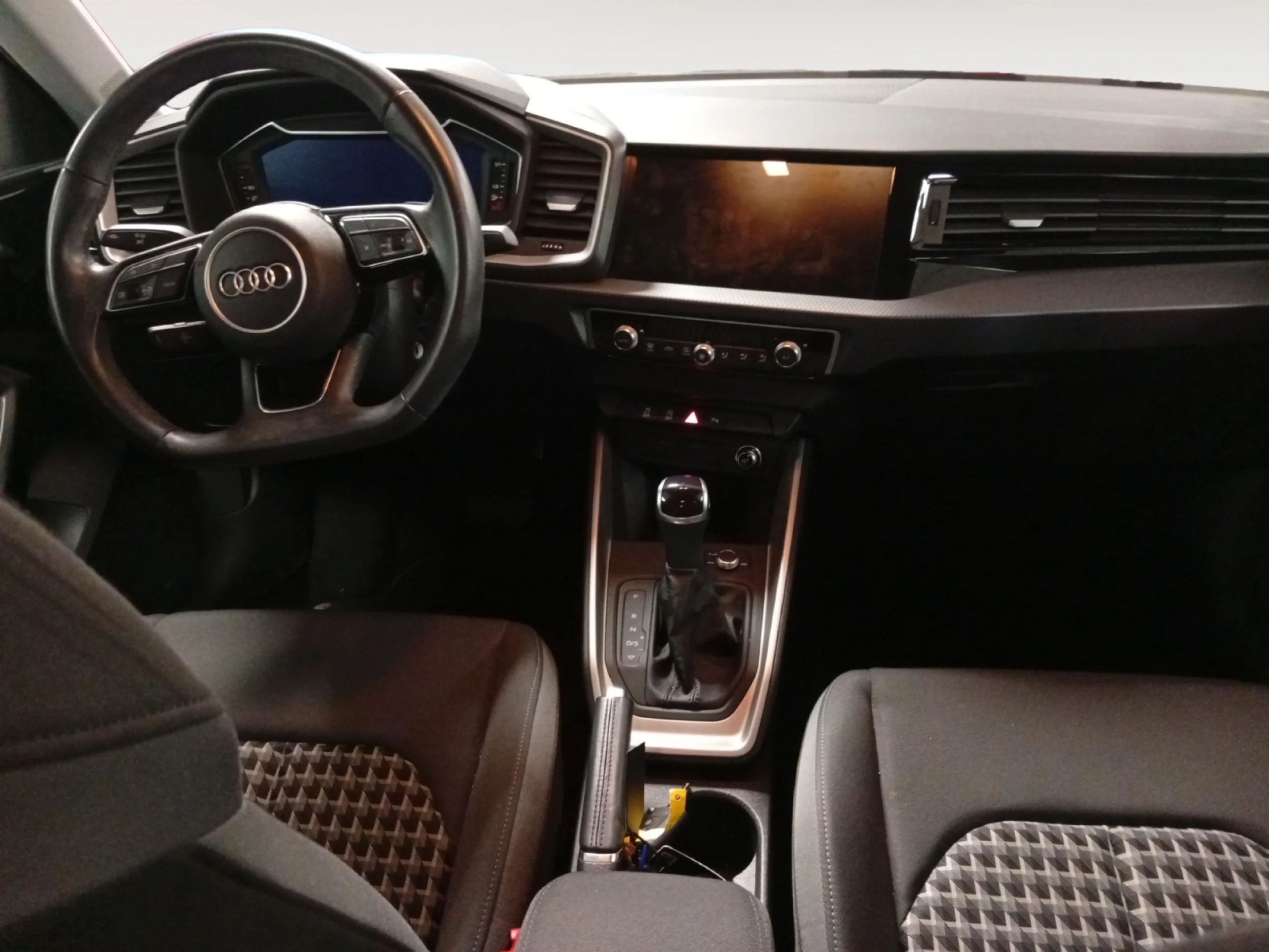 AUDI A1 SPORTBACK ADRENALIN 30 TFSI 81KW S TRON - Foto 4
