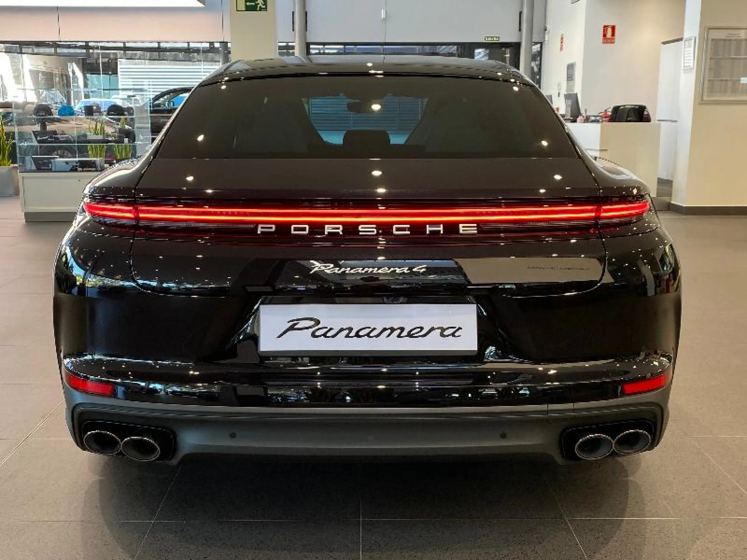 PORSCHE PANAMERA 4 E HYBRID - Foto 4