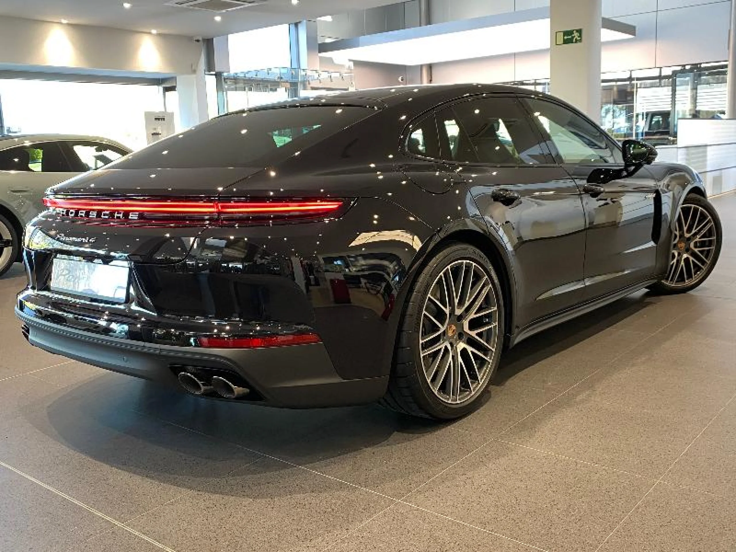 PORSCHE PANAMERA 4 E HYBRID - Foto 5