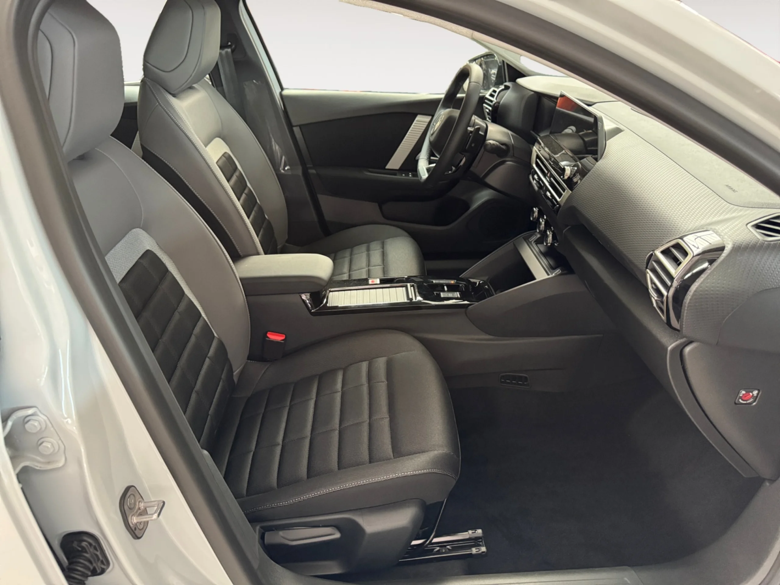 CITROEN C4 HYBRID 145 Ë DCS6 BUSINESS EDITION - Foto 5