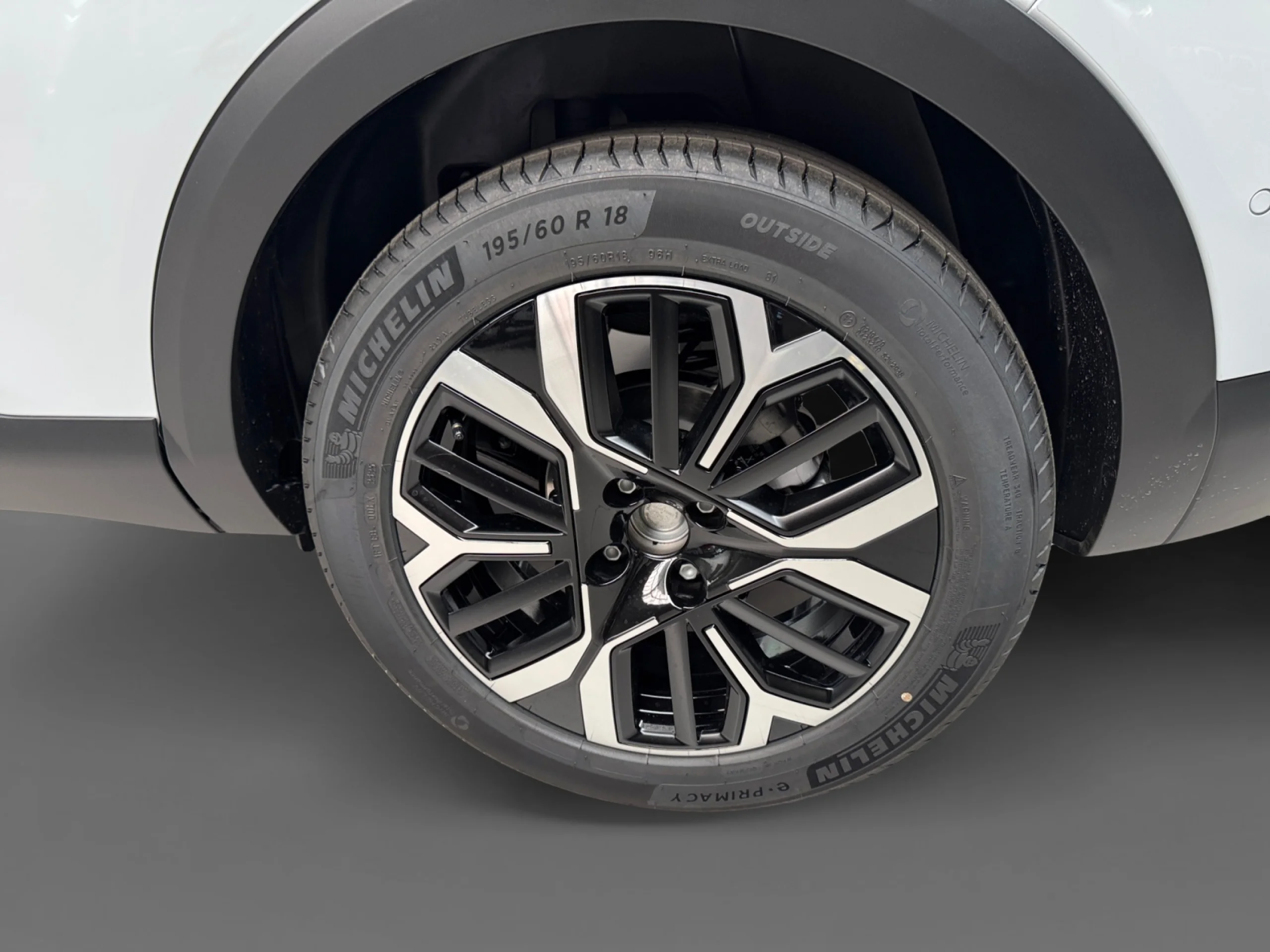 CITROEN C4 HYBRID 145 Ë DCS6 BUSINESS EDITION - Foto 9