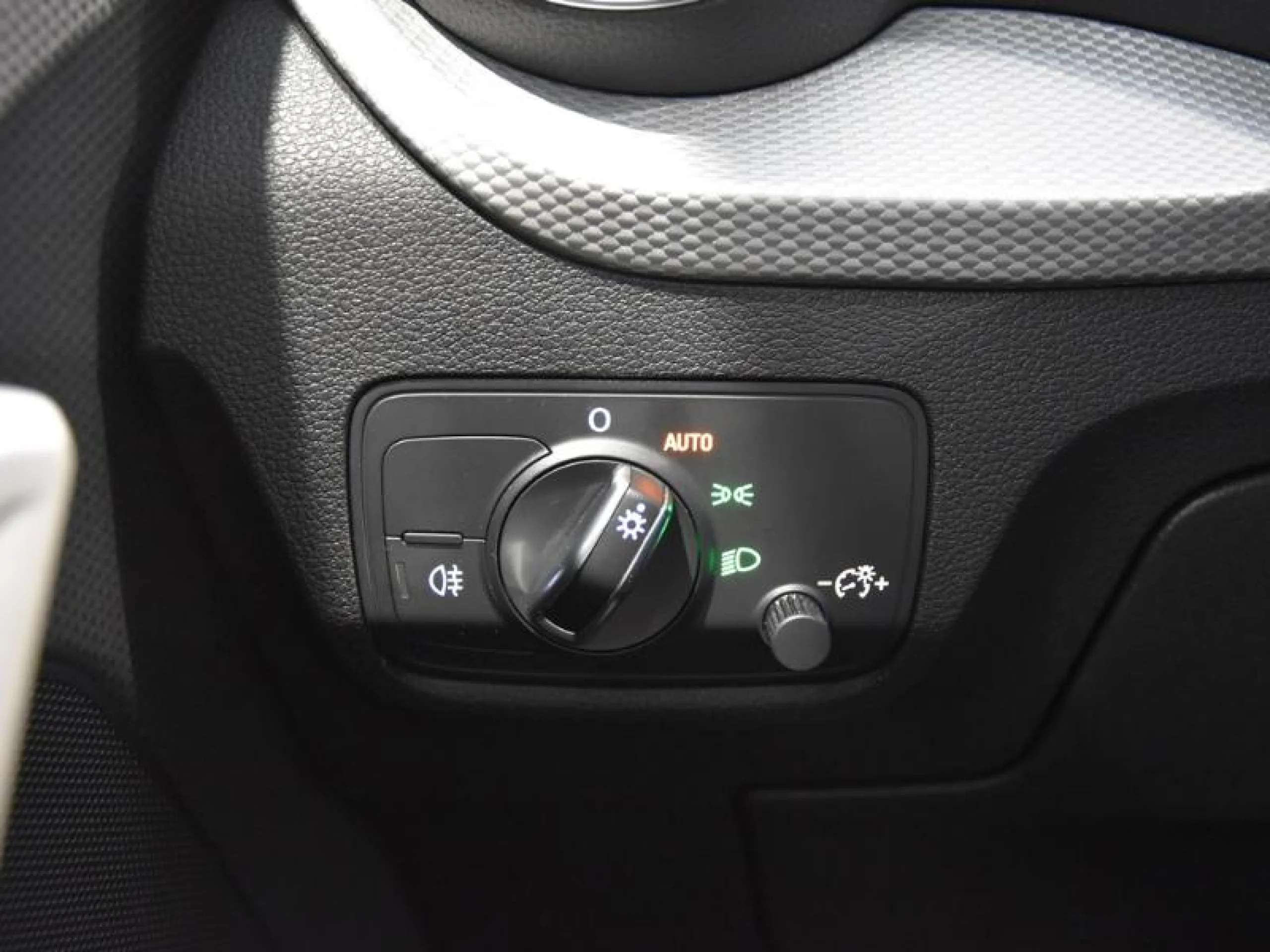 AUDI Q2 S LINE 35 TDI 110KW (150CV) S TRONIC - Foto 17