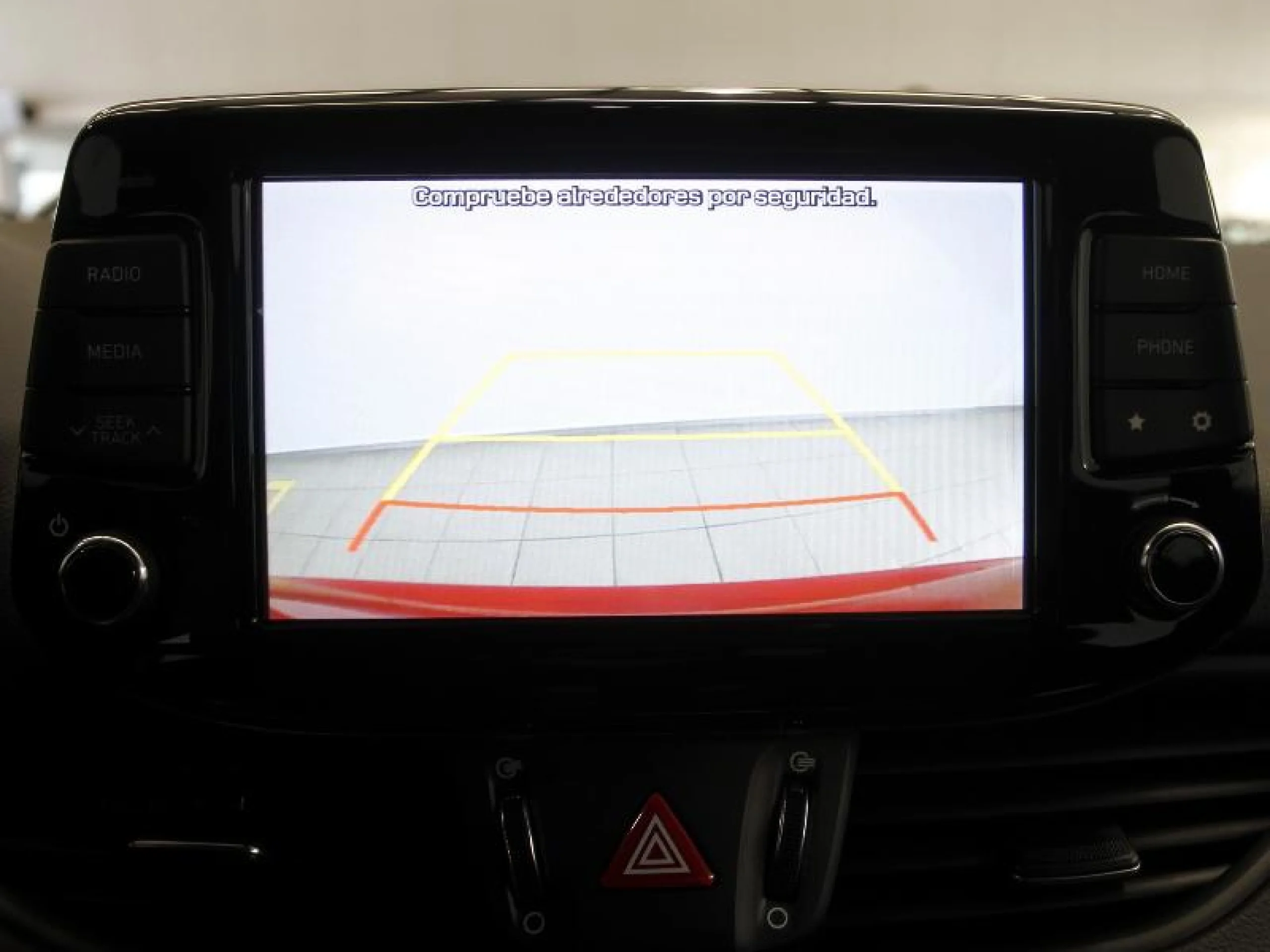 HYUNDAI I30 1.0 TGDI KLASS - Foto 6