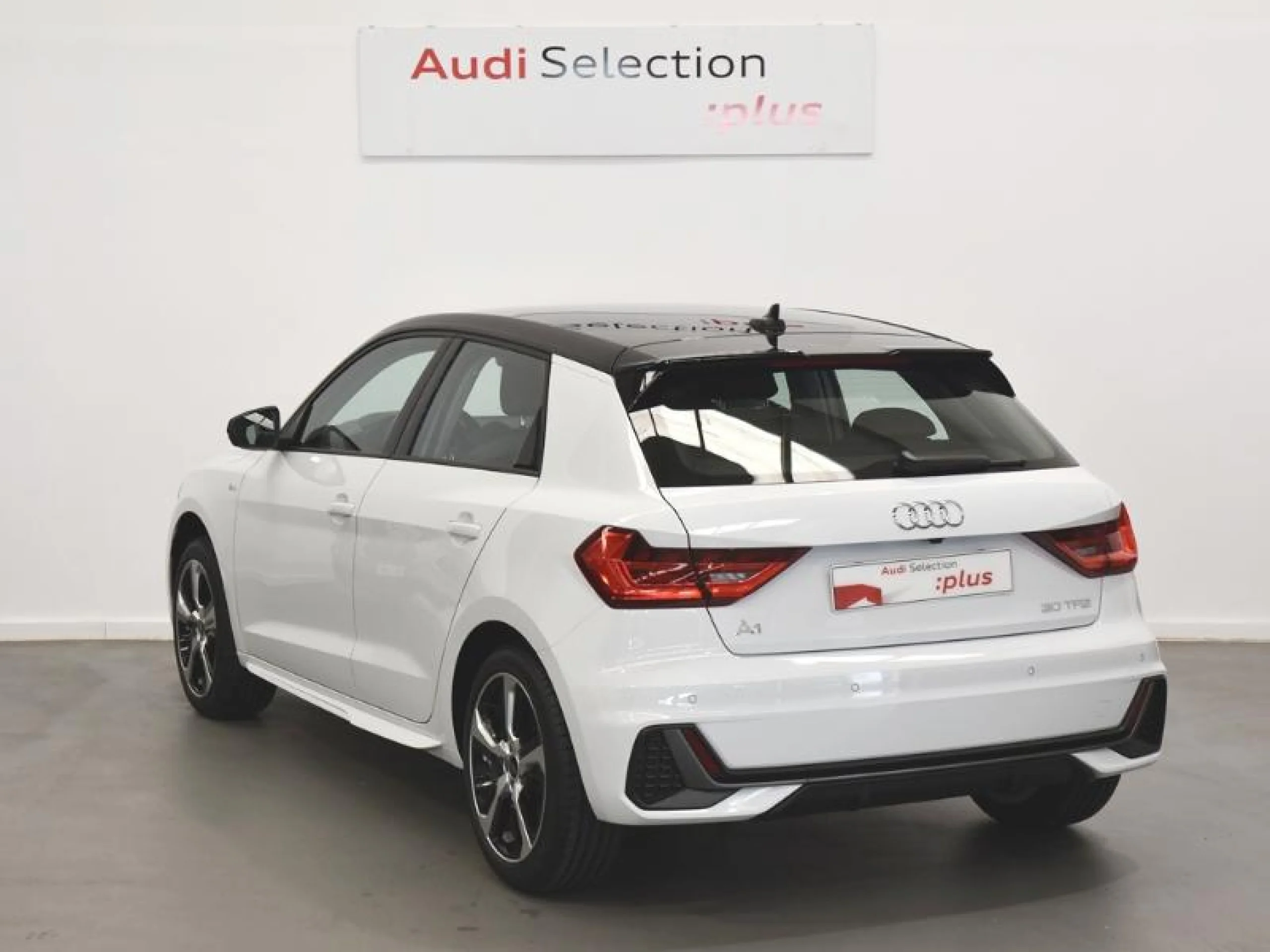 AUDI A1 SPORTBACK ADRENALIN 30 TFSI 85KW S TRON - Foto 2
