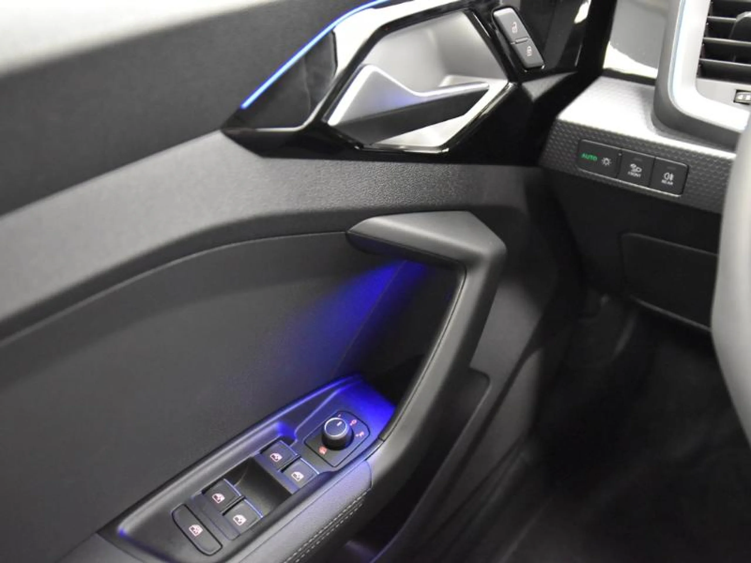 AUDI A1 SPORTBACK ADRENALIN 30 TFSI 85KW S TRON - Foto 14