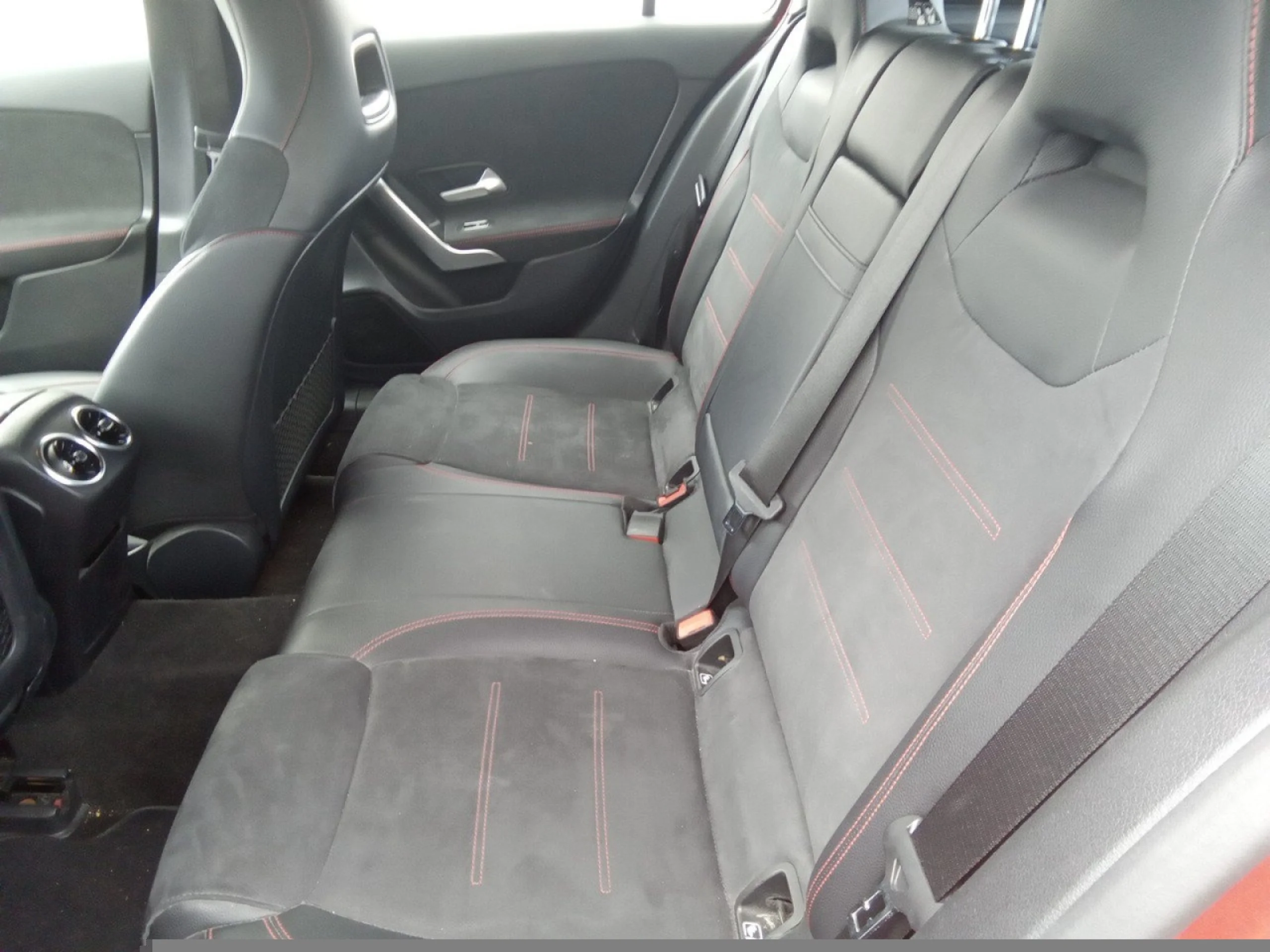 MERCEDES-BENZ CLASE A A 200 D - Foto 9