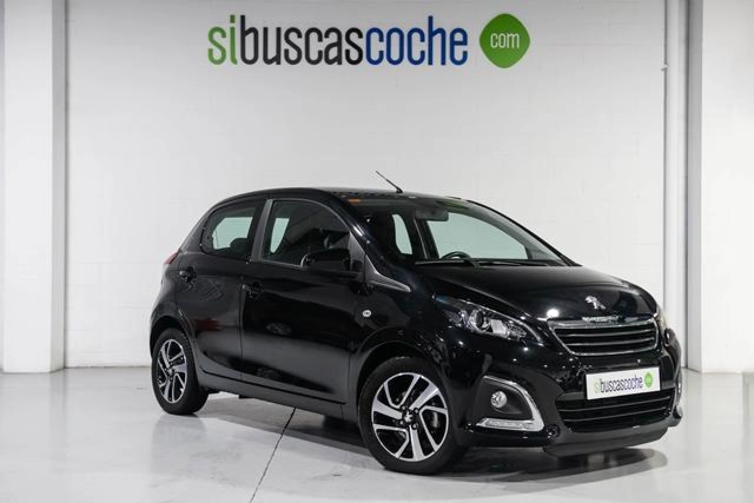 PEUGEOT 108 TOP! ALLURE 1.2 PURETECH 82 - Foto 1