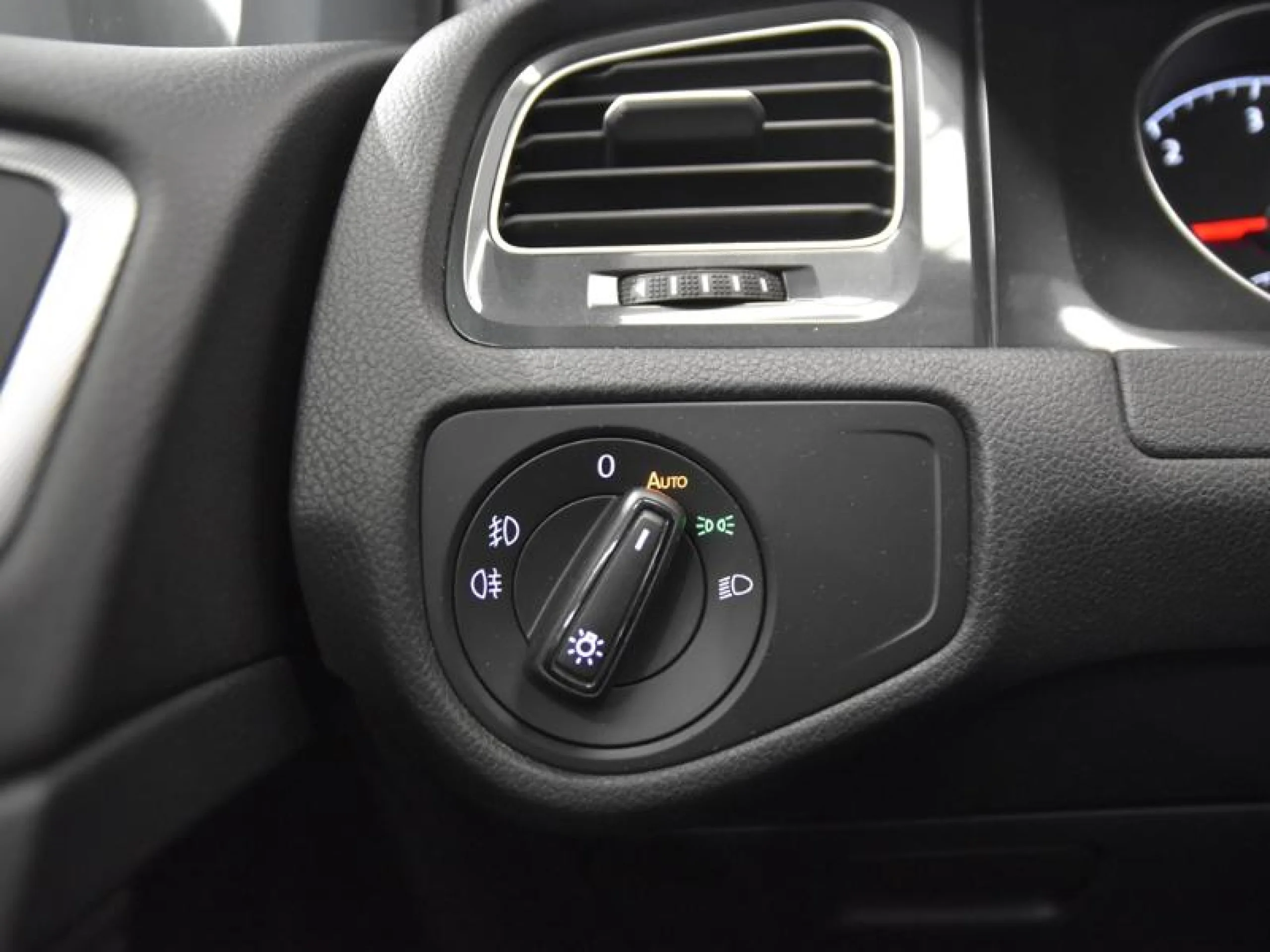 VOLKSWAGEN GOLF LAST EDITION 1.6 TDI 85KW (115CV) - Foto 16