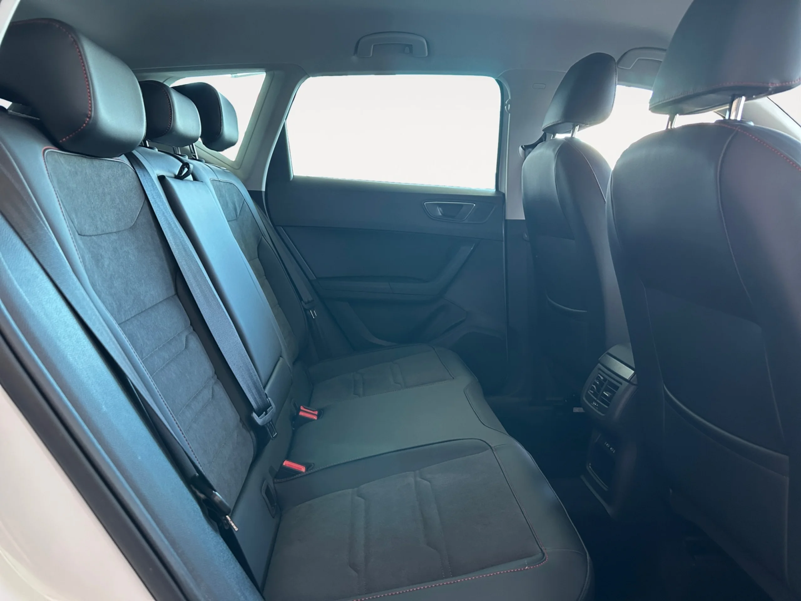 SEAT ATECA 1.5 TSI 110KW (150CV) FR SPECIAL EDITION - Foto 6