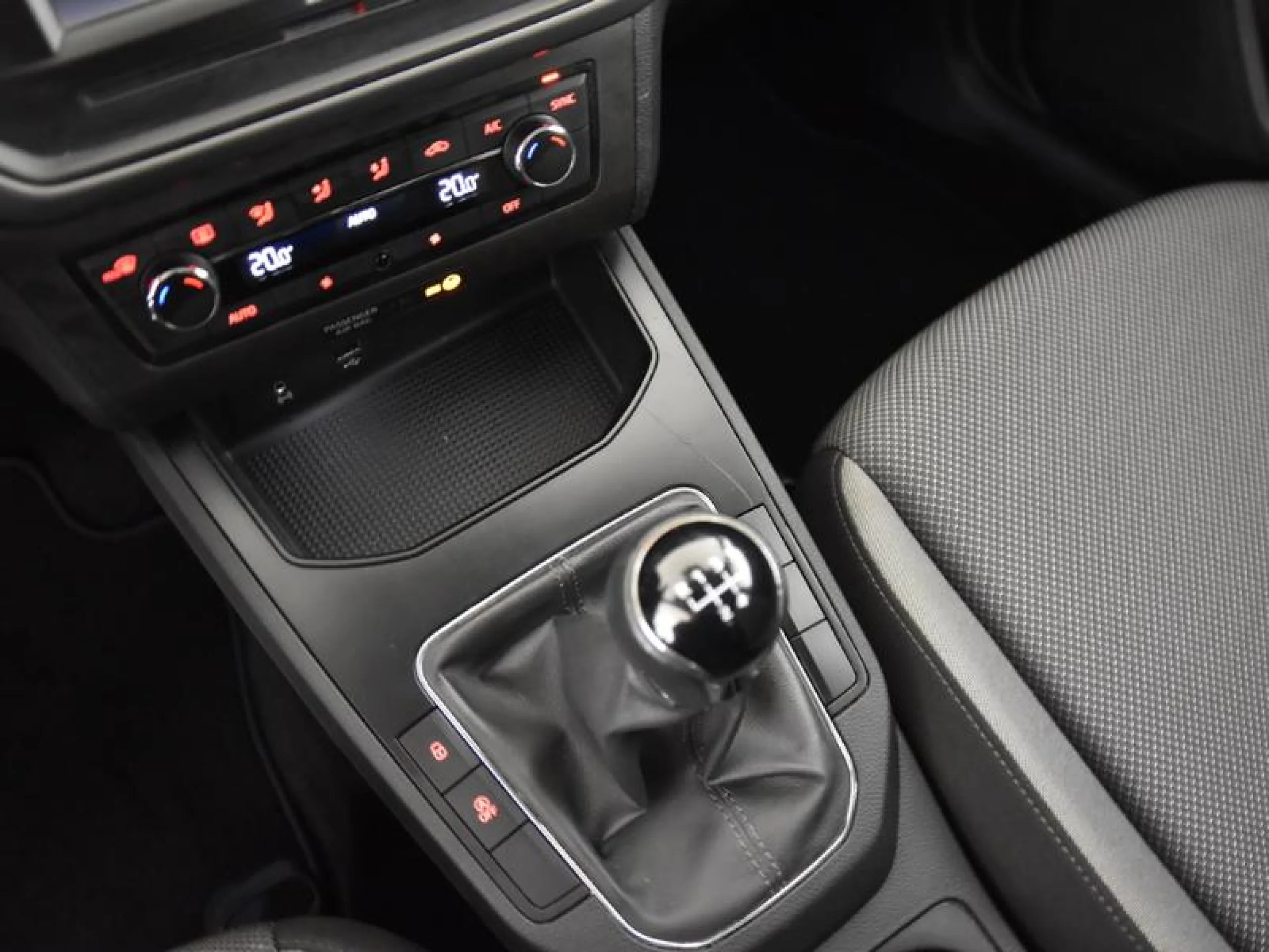 SEAT IBIZA 1.0 MPI 59KW (80CV) STYLE - Foto 10