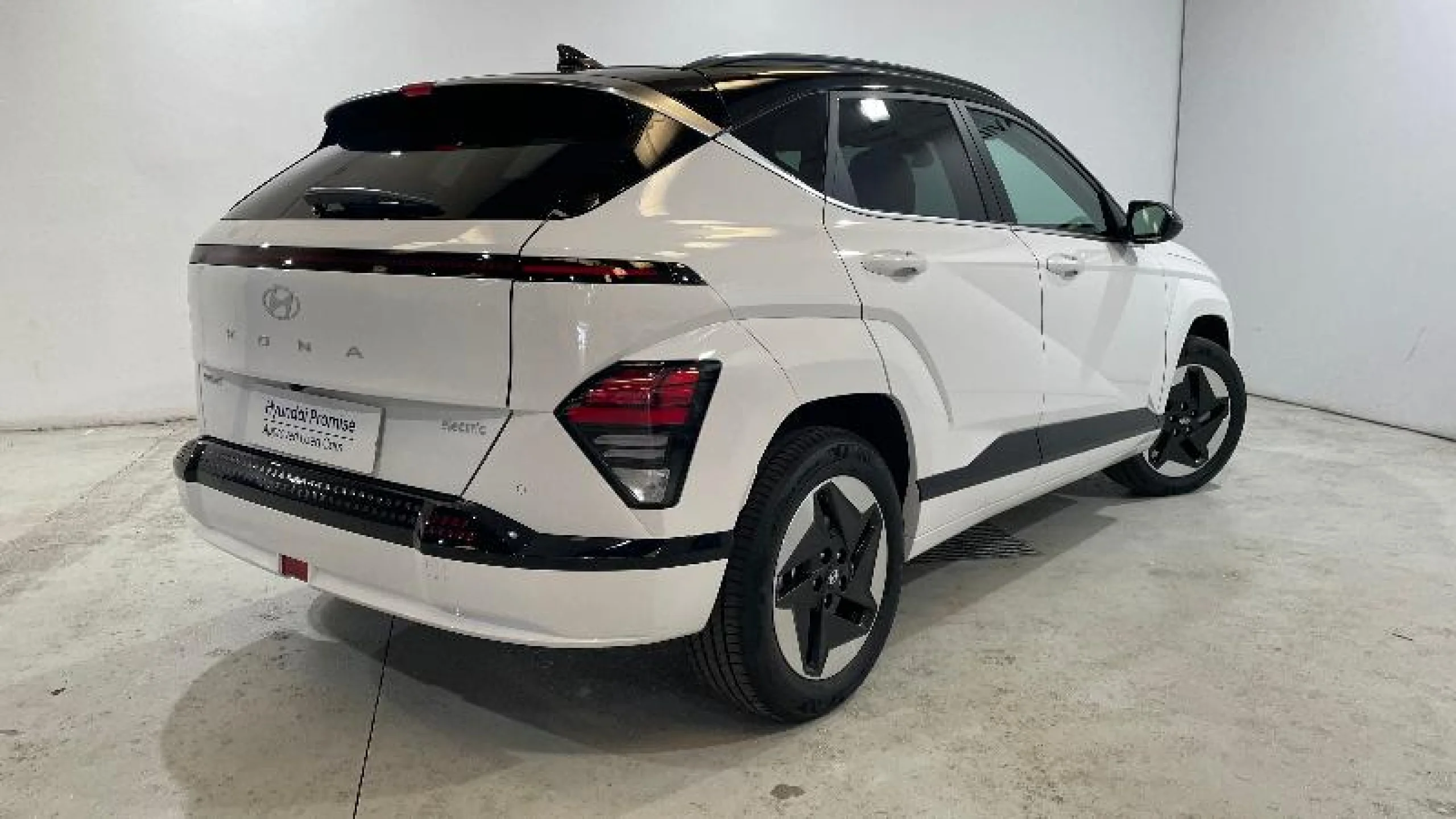 HYUNDAI KONA EV 150KW 65KWH BLACK LINE - Foto 8