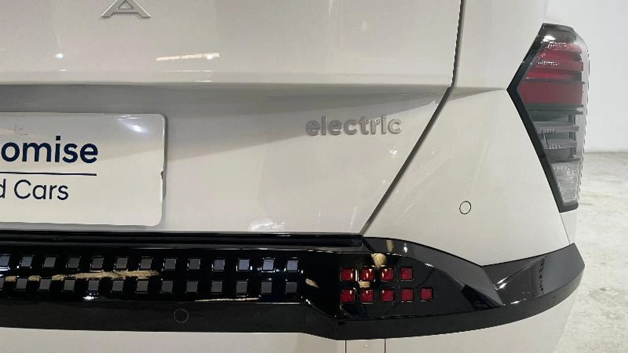 HYUNDAI KONA EV 150KW 65KWH BLACK LINE - Foto 10